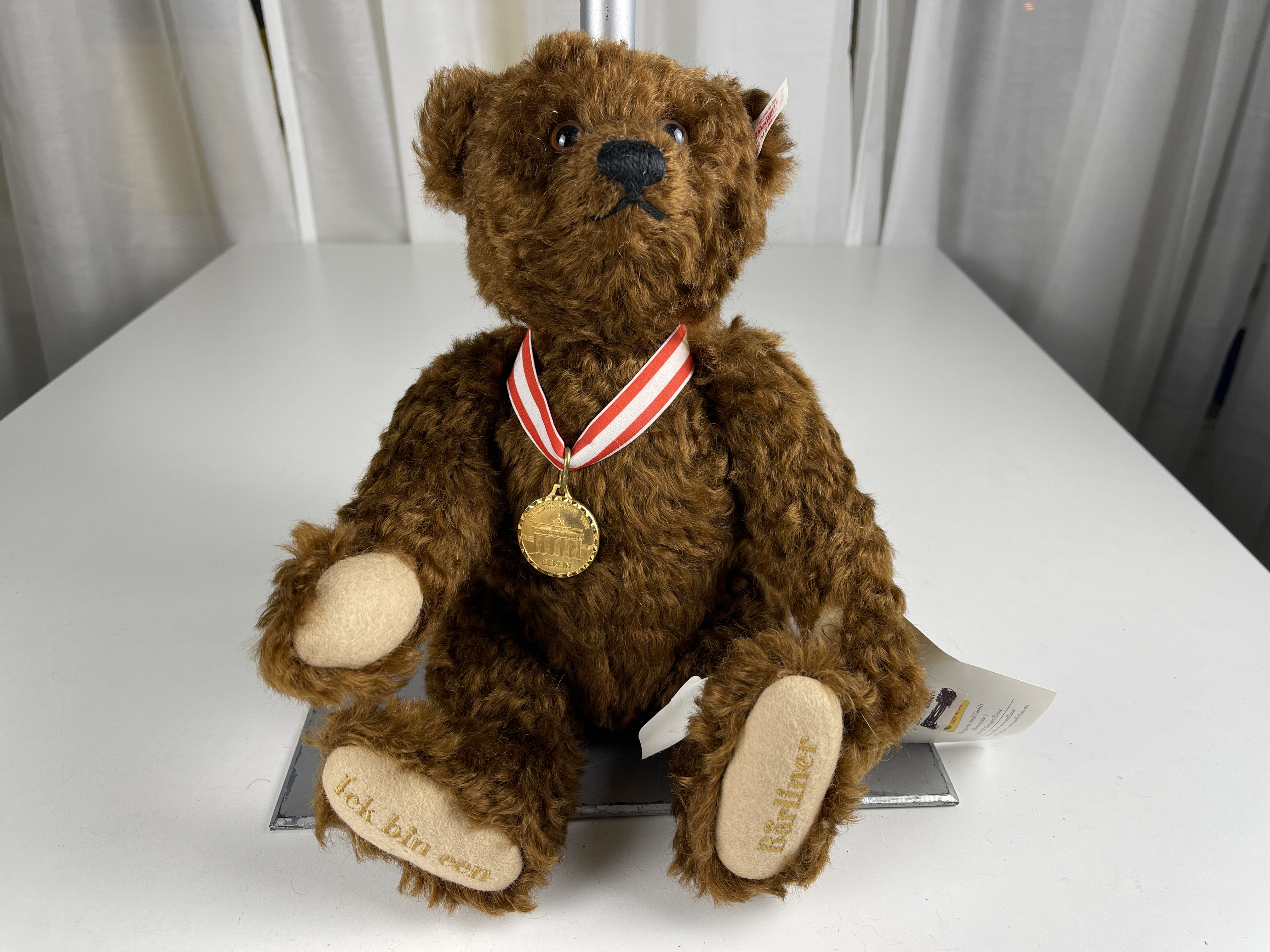 Steiff Tier 670961 Berlin Teddybär 32 cm. Top Zustand