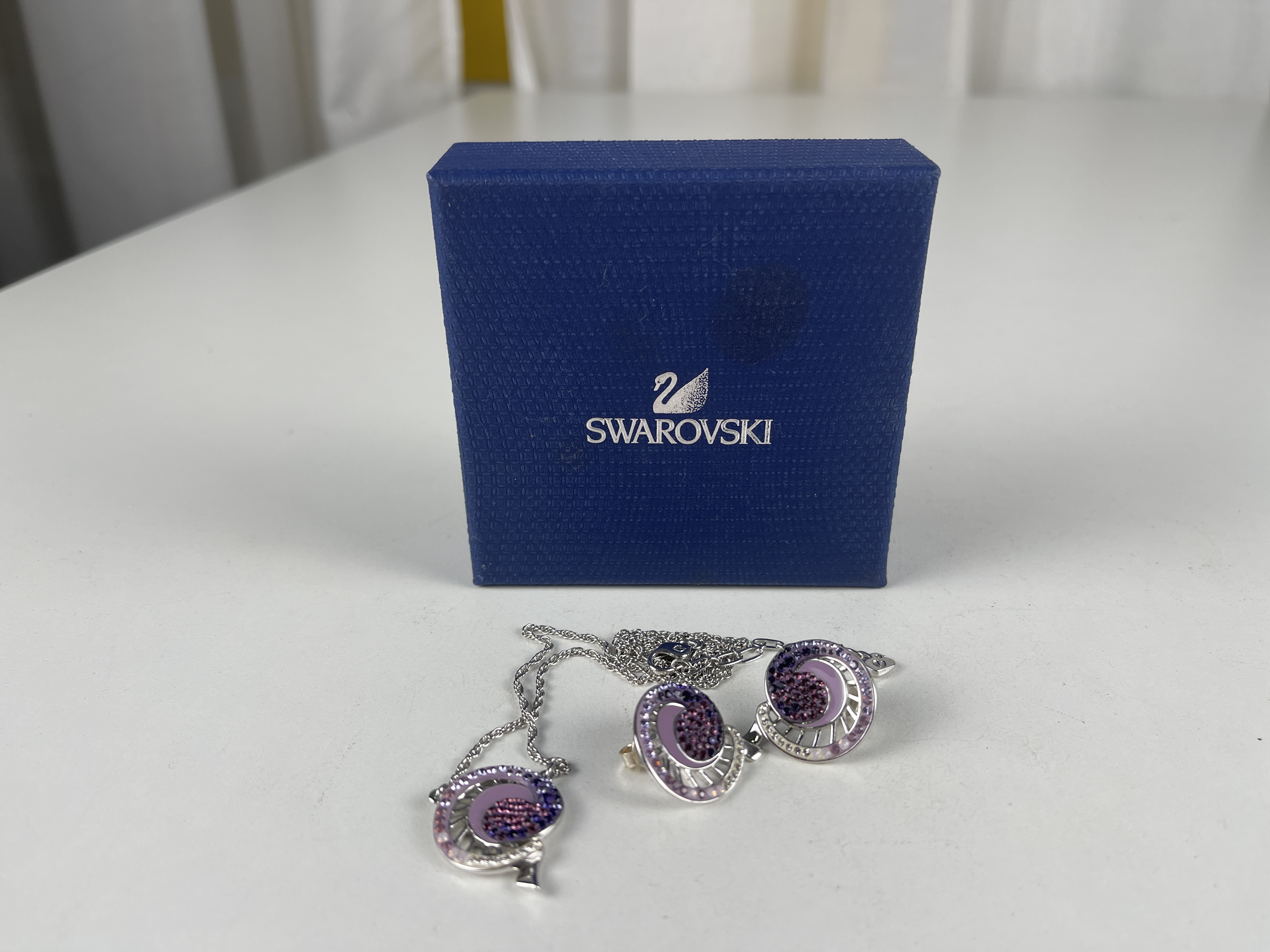 Swarovski Schmuck Kette 45 cm, Ohrringe 2 cm Top Zustand  + OVP