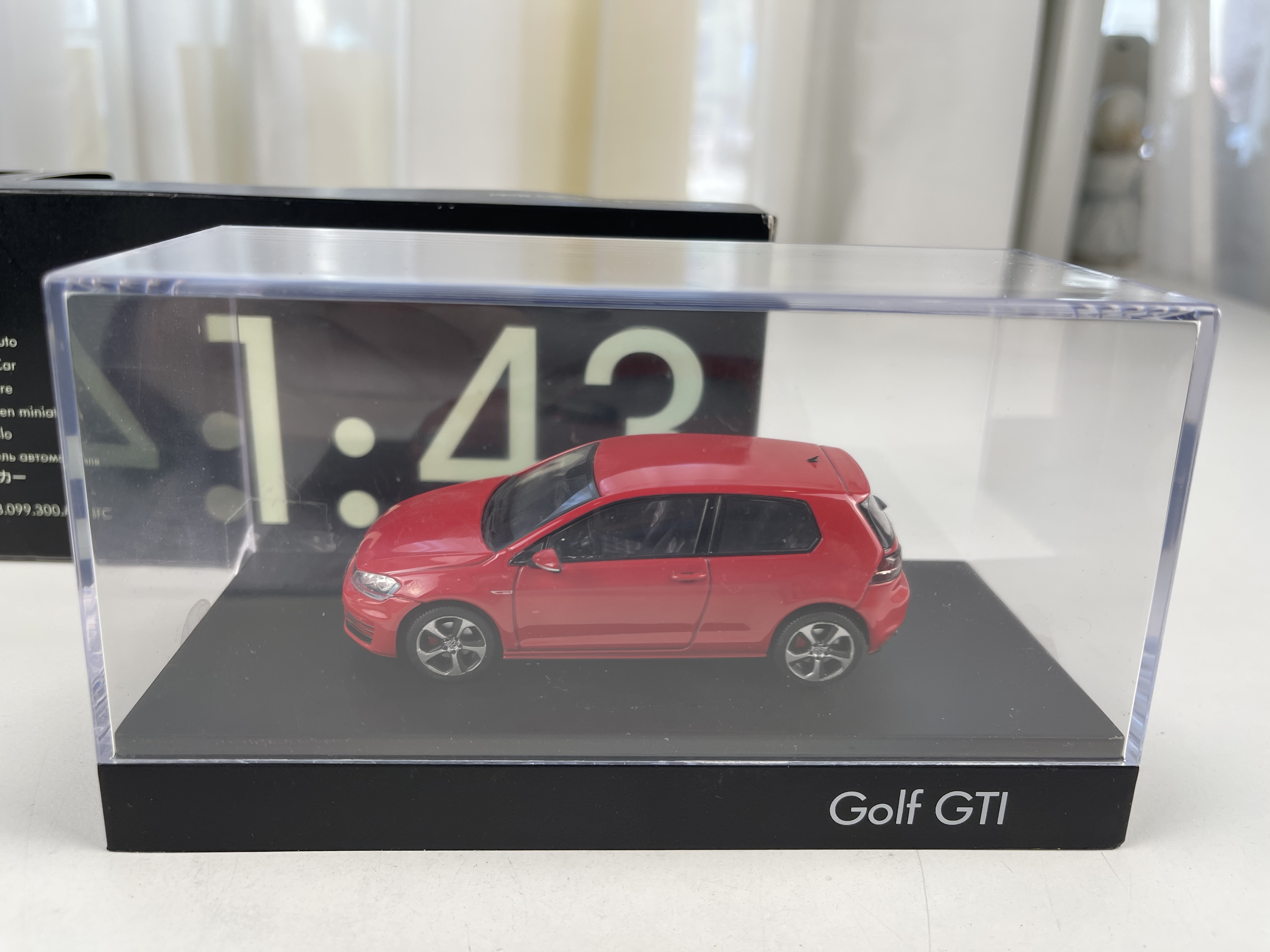 Modellauto VW Golf GTI 1:43 - Top Zustand 