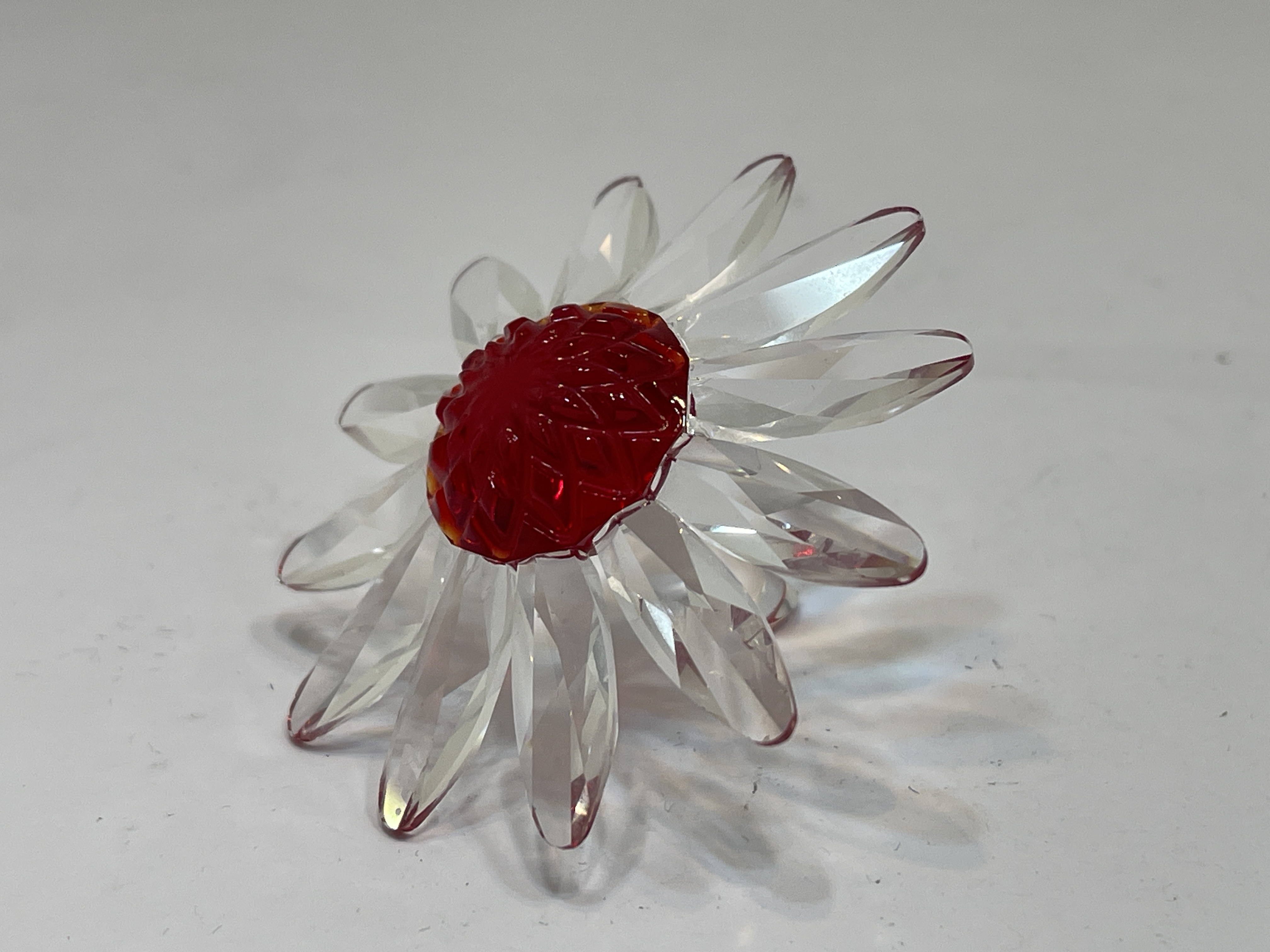 Swarovski Figur Blume Margerite Rot 5 cm Top Zustand.   