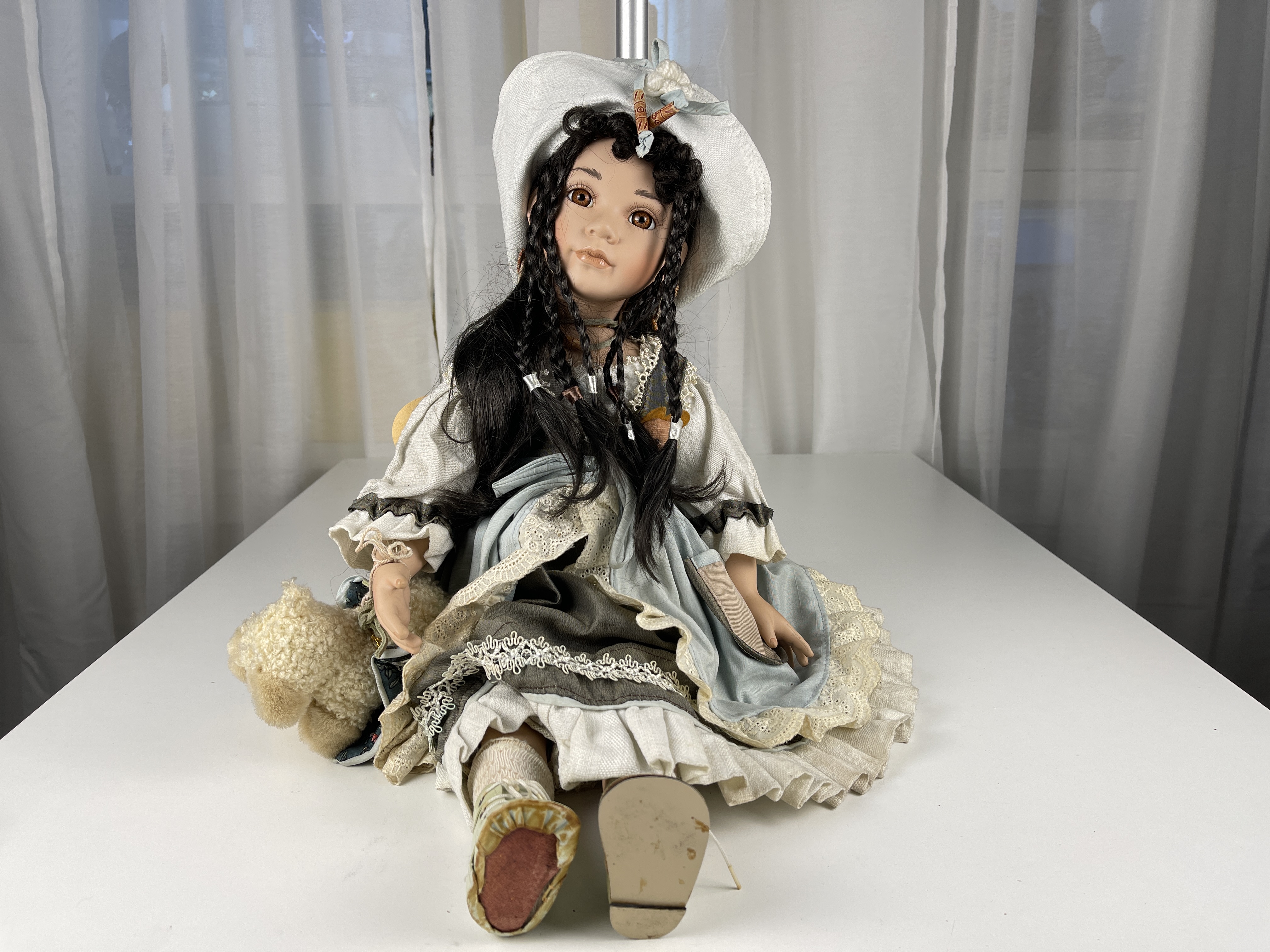 Künstlerpuppe Sammler Porzellan Puppe 54 cm Zustand siehe Fotos  