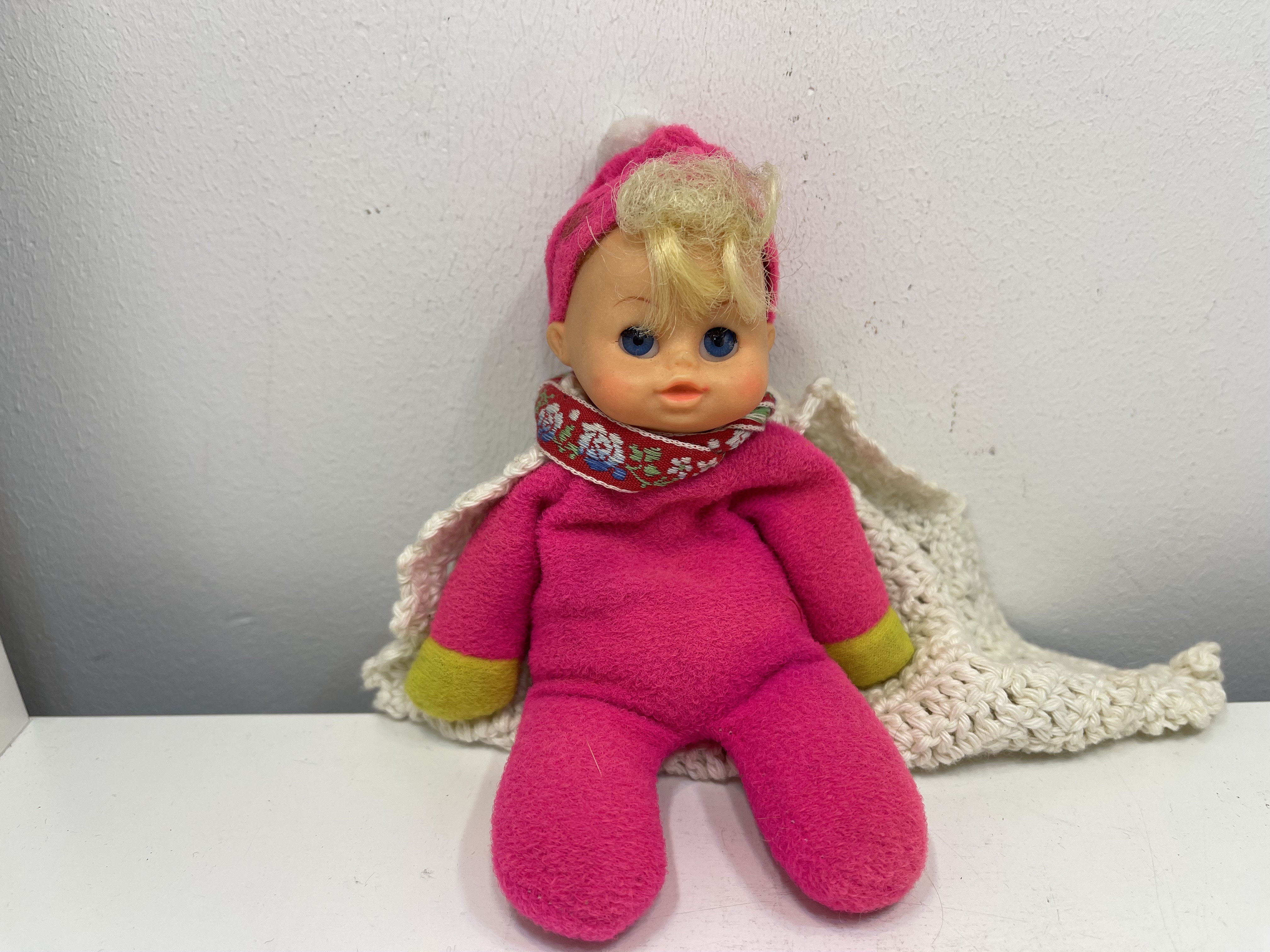 Alte Puppe Sammler Vinyl Puppe 14 cm. Zustand siehe Fotos