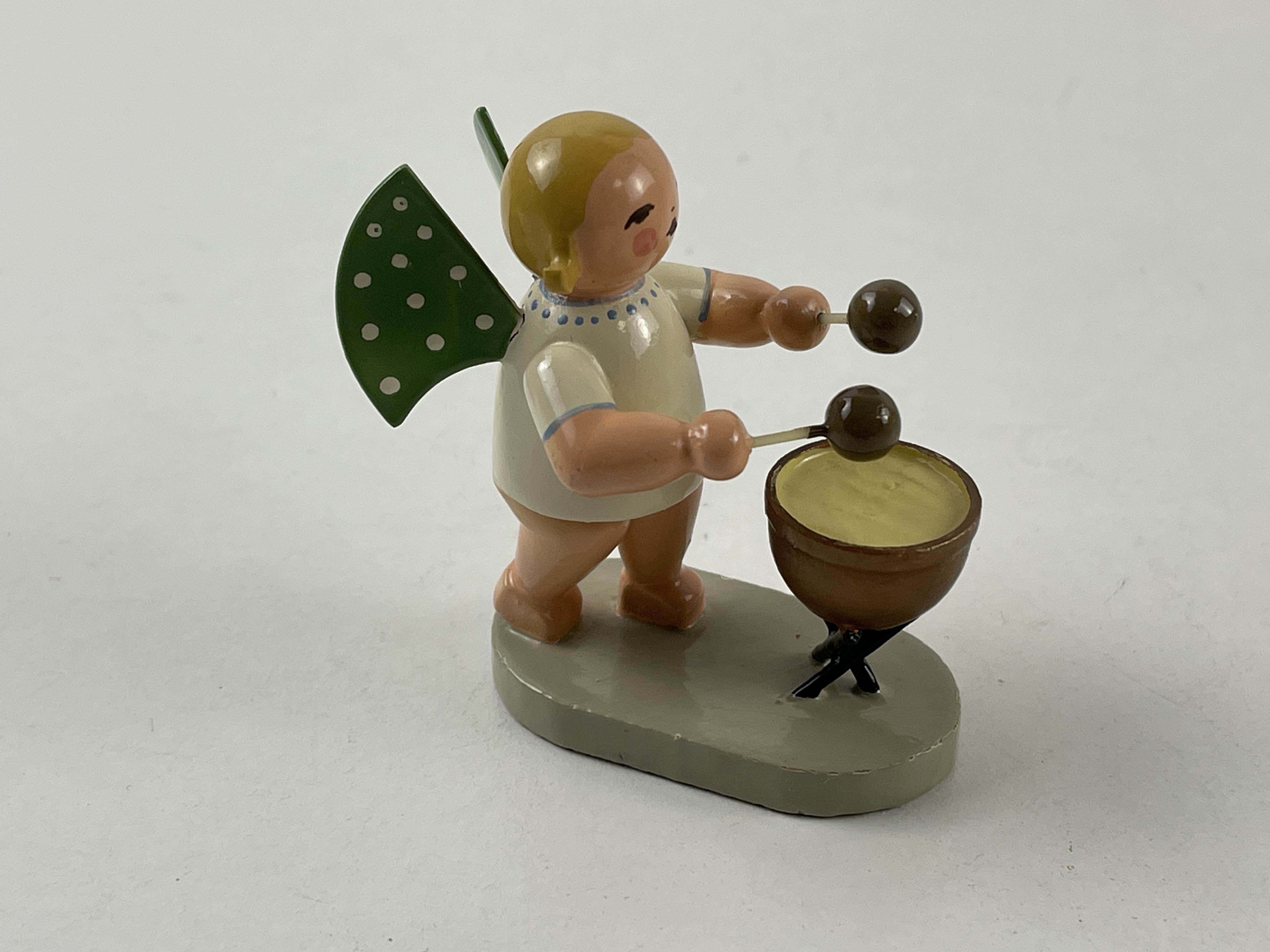 Wendt und Kühn Erzgebirge Figur Engel 6 cm. Top Zustand 