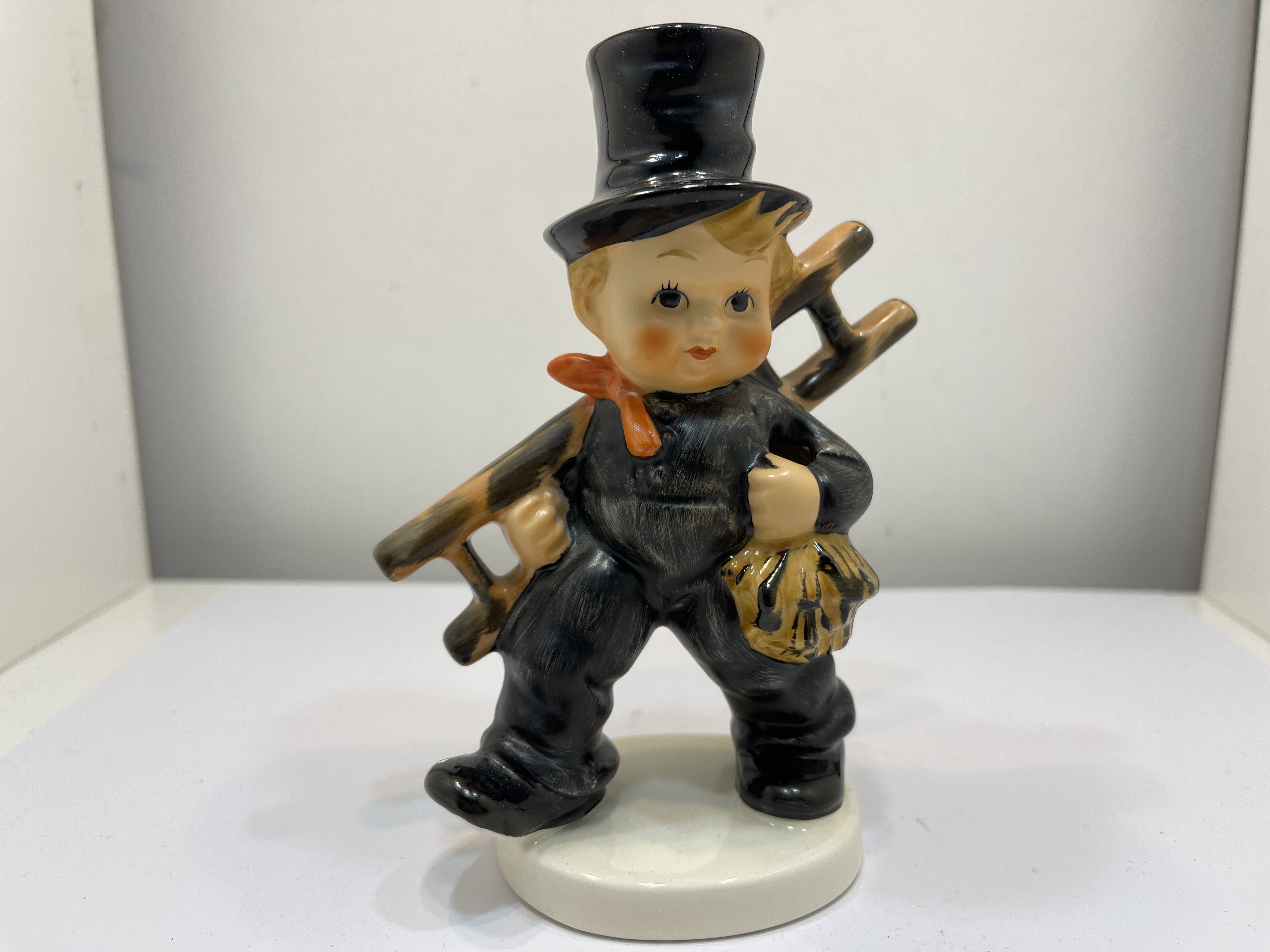  Goebel Figur Kaminfeger 14 cm. 1 Wahl.  Zustand siehe Fotos