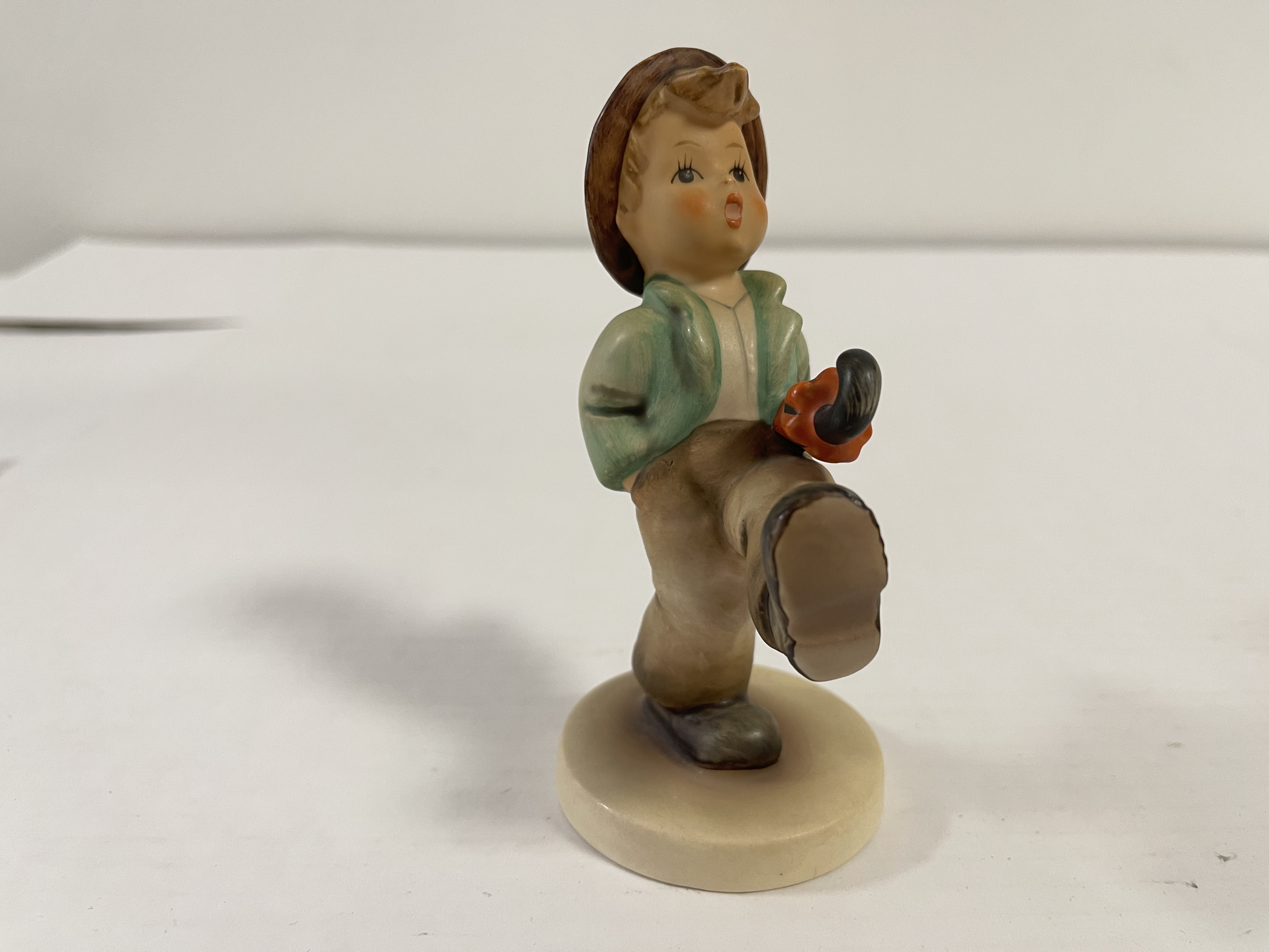 Hummel Figur 109/0 Hinaus in die Ferne 13 cm. 1 Wahl. Top Zustand.  