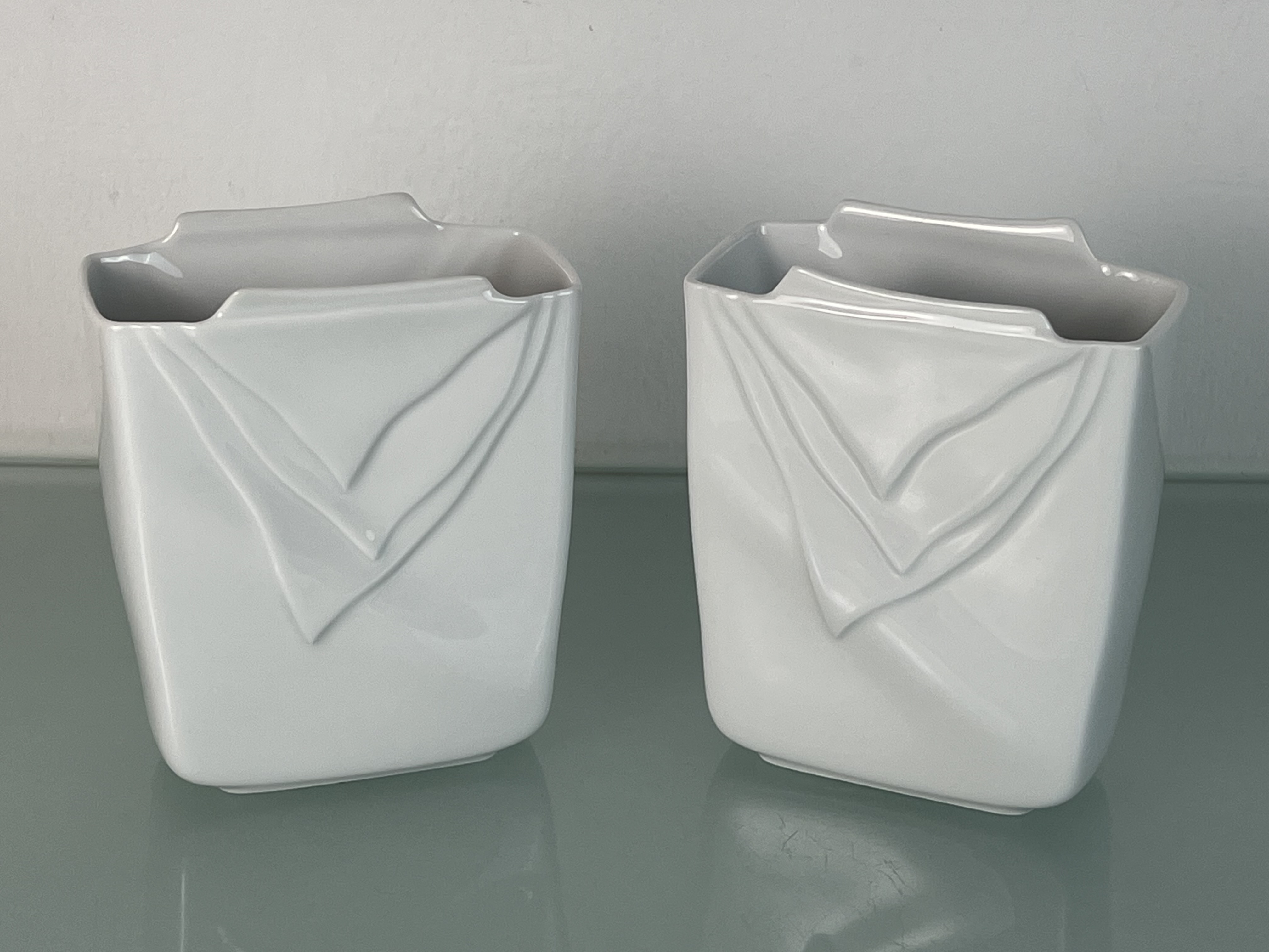  Hutschenreuther Porzellan Vase je 13,3 cm x 10 cm. Top Zustand