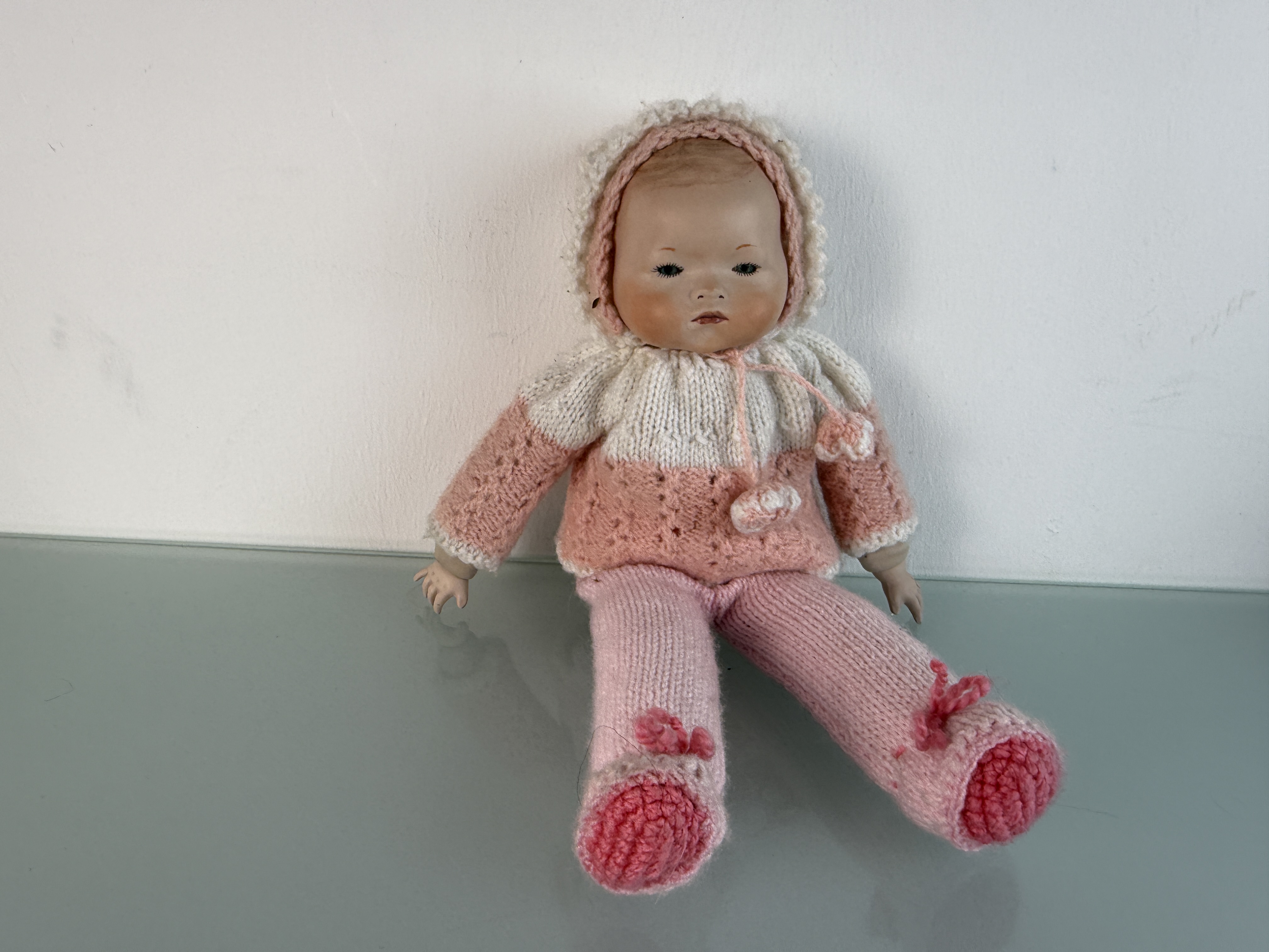 Künstlerpuppe Porzellankopf Puppe 38 cm Zustand Siehe Fotos.   