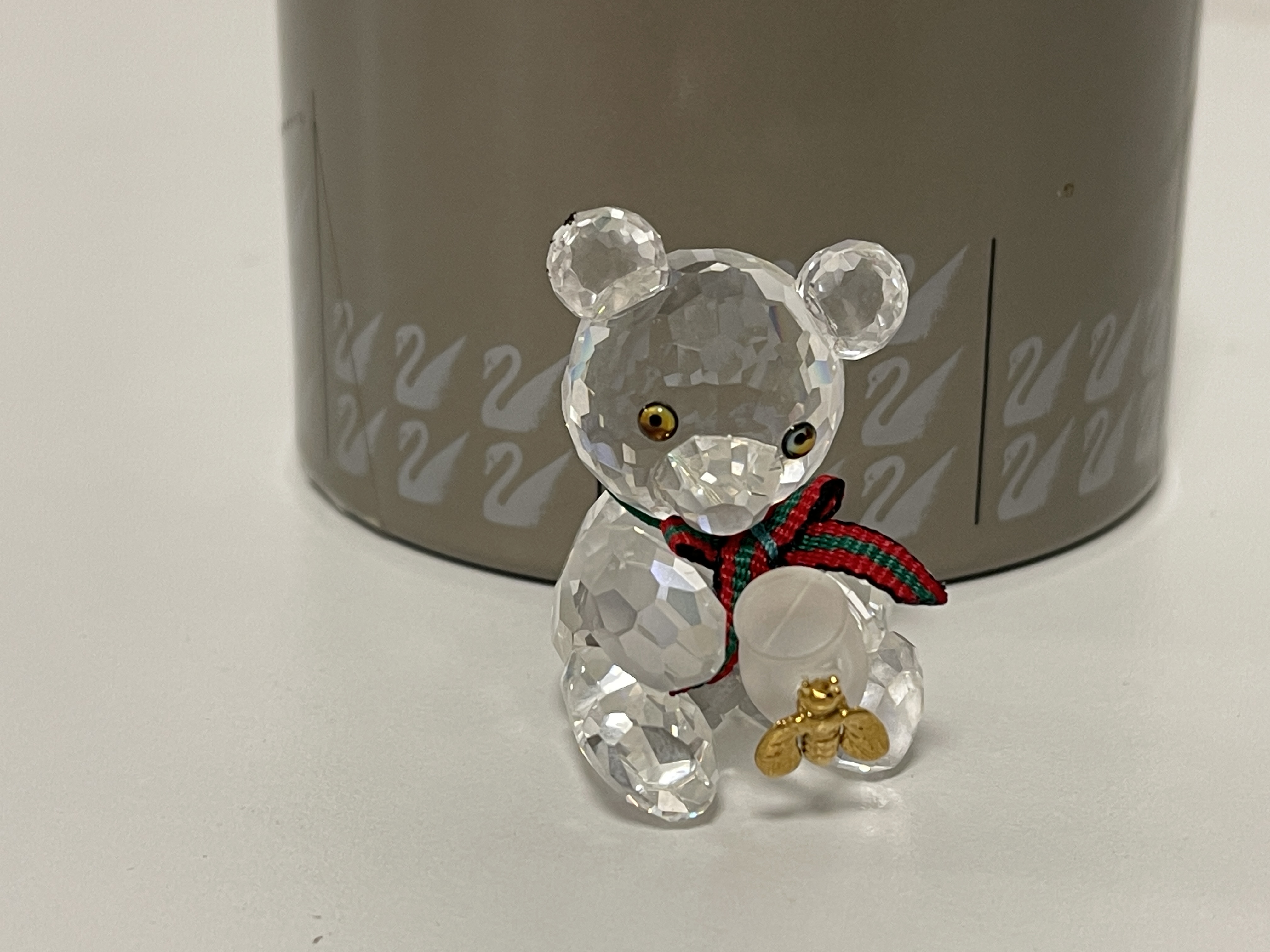 Swarovski Figur 213068 Kris Bär Honigtopf 4,2 cm. Ovp & Zertifikat. Top Zustand.  