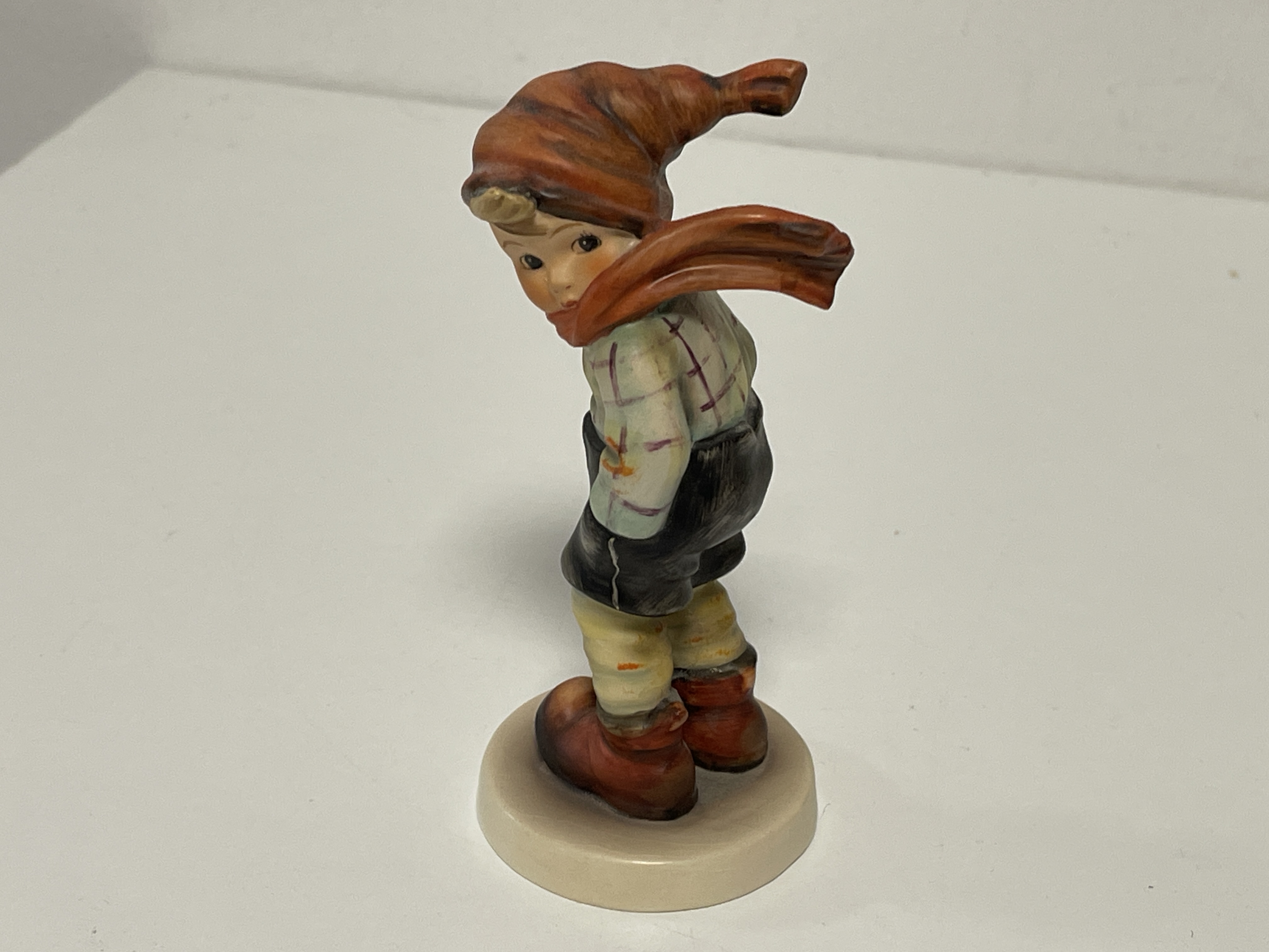 Hummel Figur 43 Lausbub 13 cm.  1 Wahl -  Zustand siehe Fotos