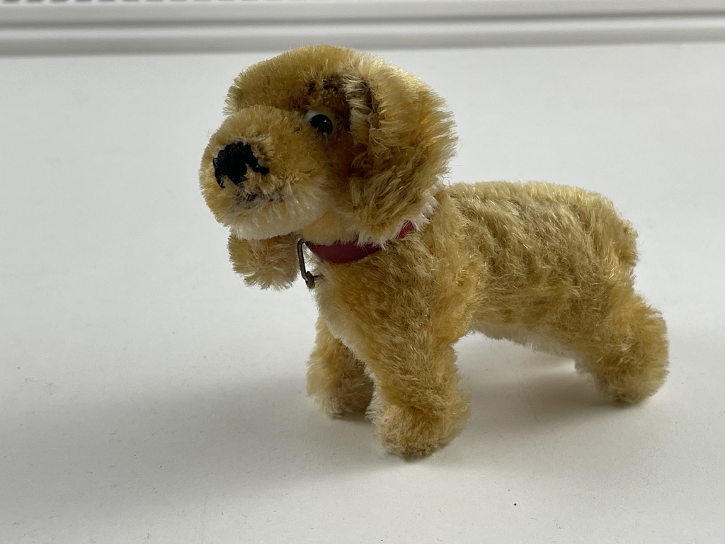 Steiff Tier Hund 12 x 10 cm. Zustand siehe Fotos  