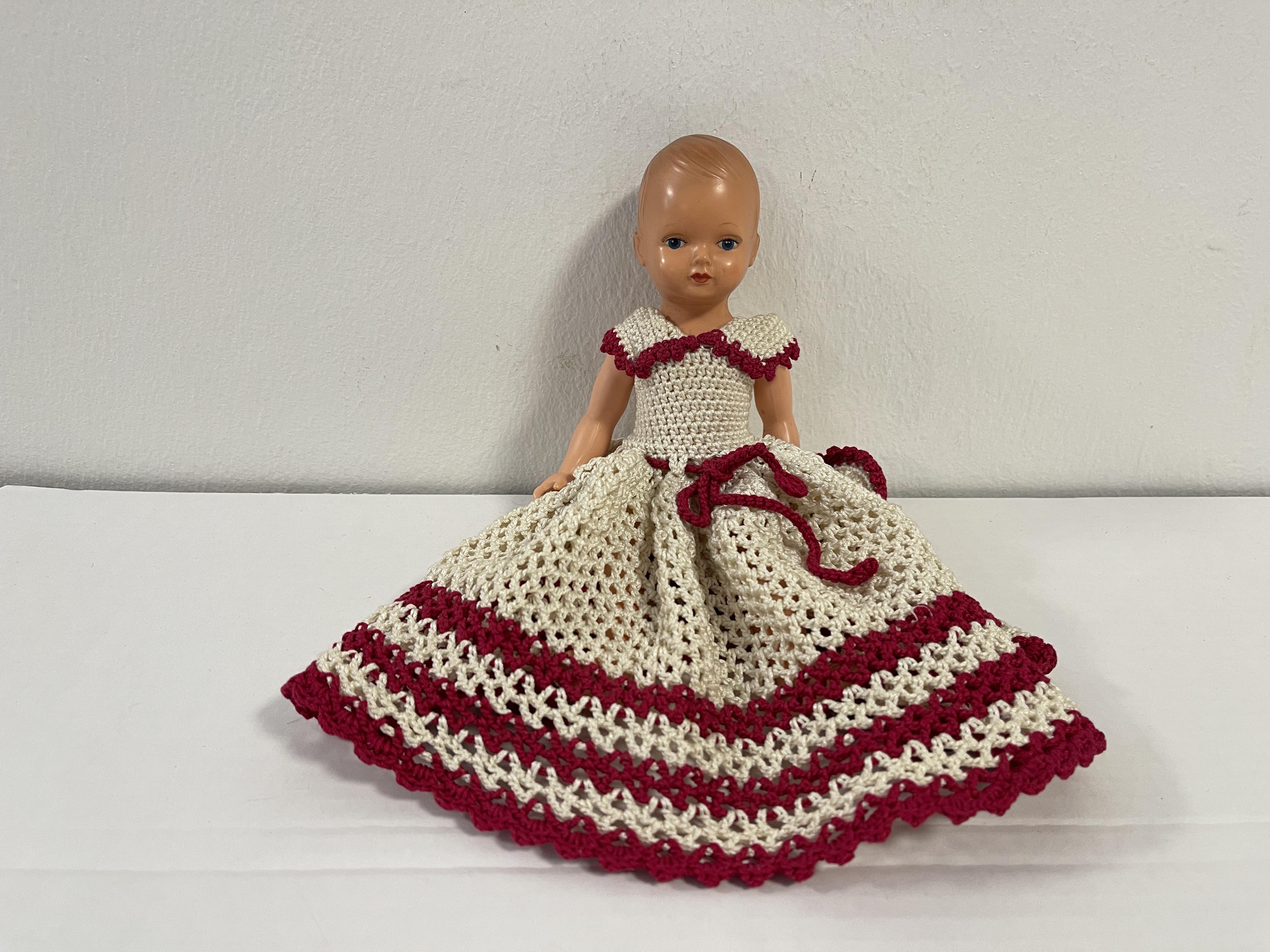 Alte Sammler Puppe Zelluloid 21 cm Zustand siehe Fotos.   