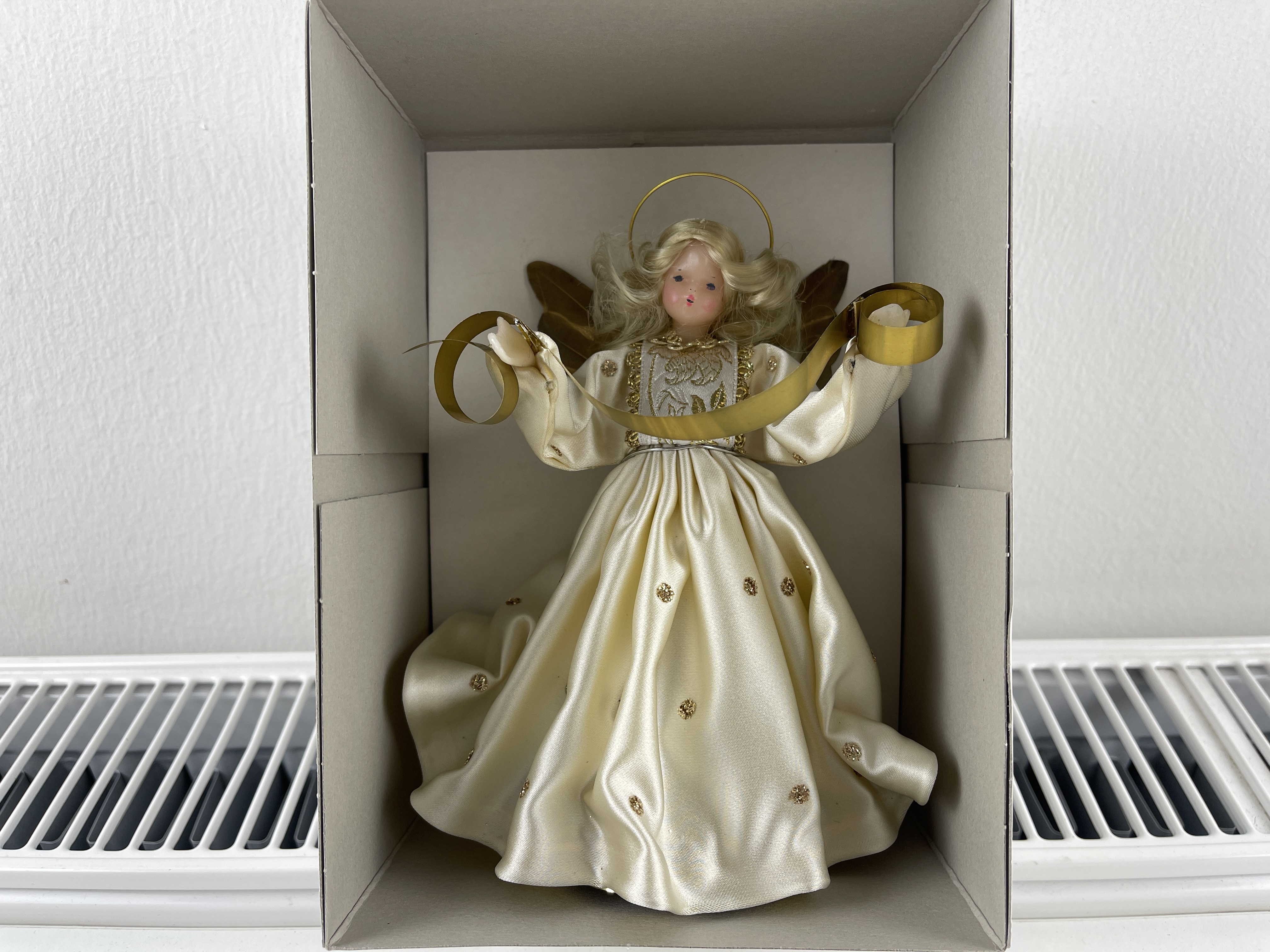 Puppe Christbaum Figur Sammler Wachs Puppe 17 cm. OVP Zustand siehe Fotos