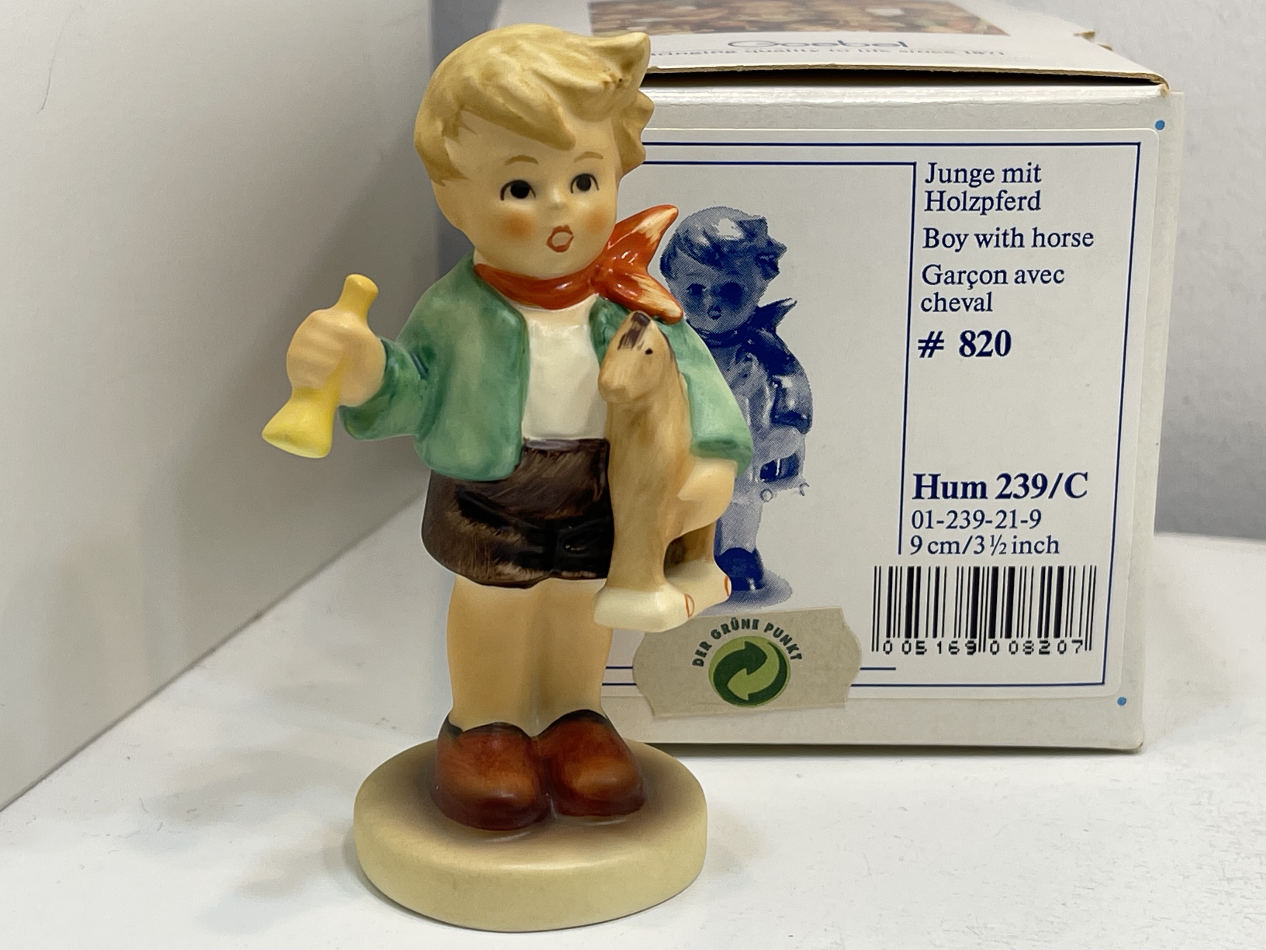 Hummel Figur 239/c Junge mit Holzpferd 9 cm. 1 Wahl inkl. Ovp - Top Zustand    Hummel Figur 239/c Junge mit Holzpferd 9 cm. 1 Wahl inkl. Ovp - Top Zustand