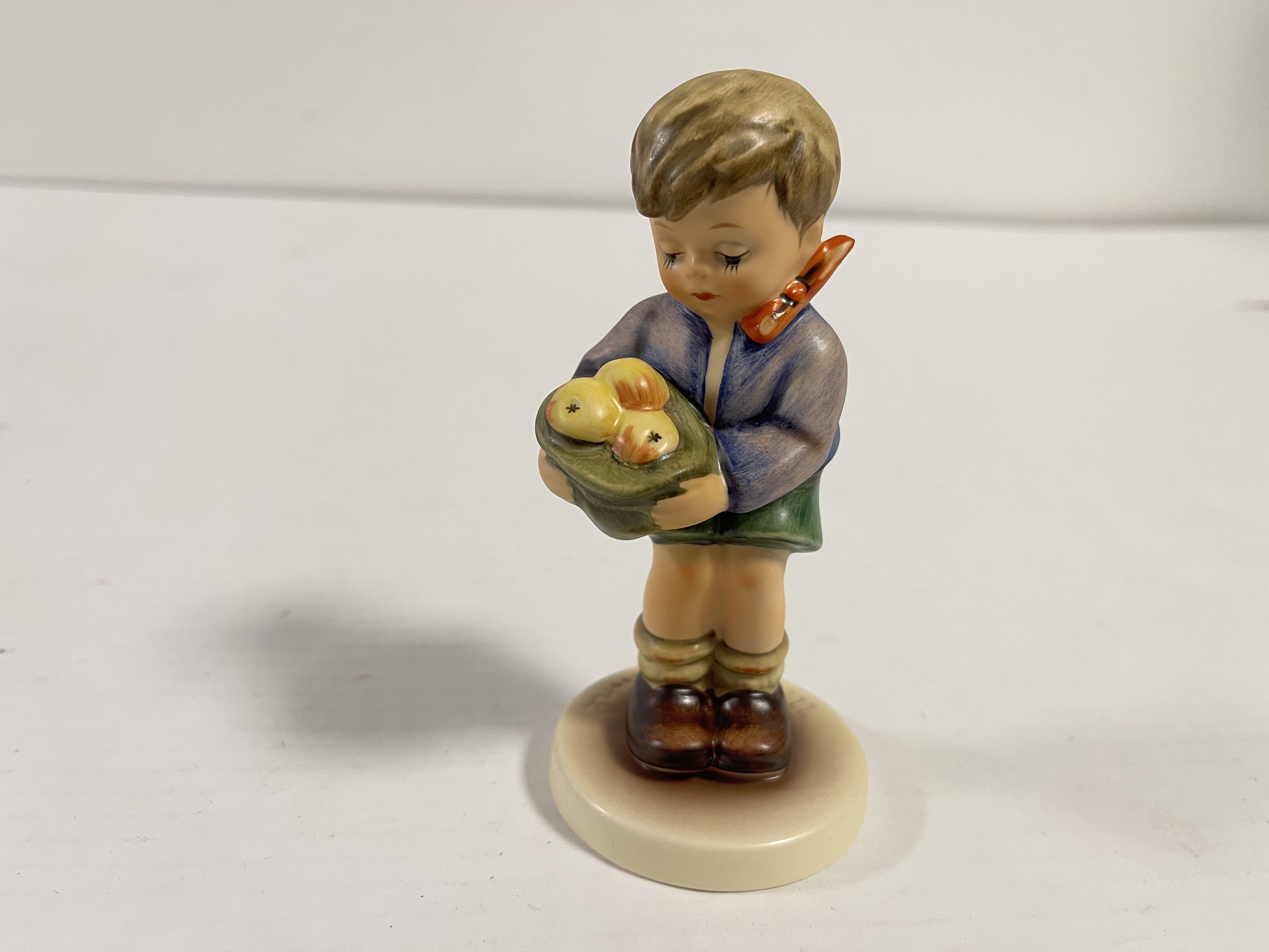  Hummel Figur 485 Aus Nachbars Garten 13 cm. 1 Wahl. Top Zustand. 