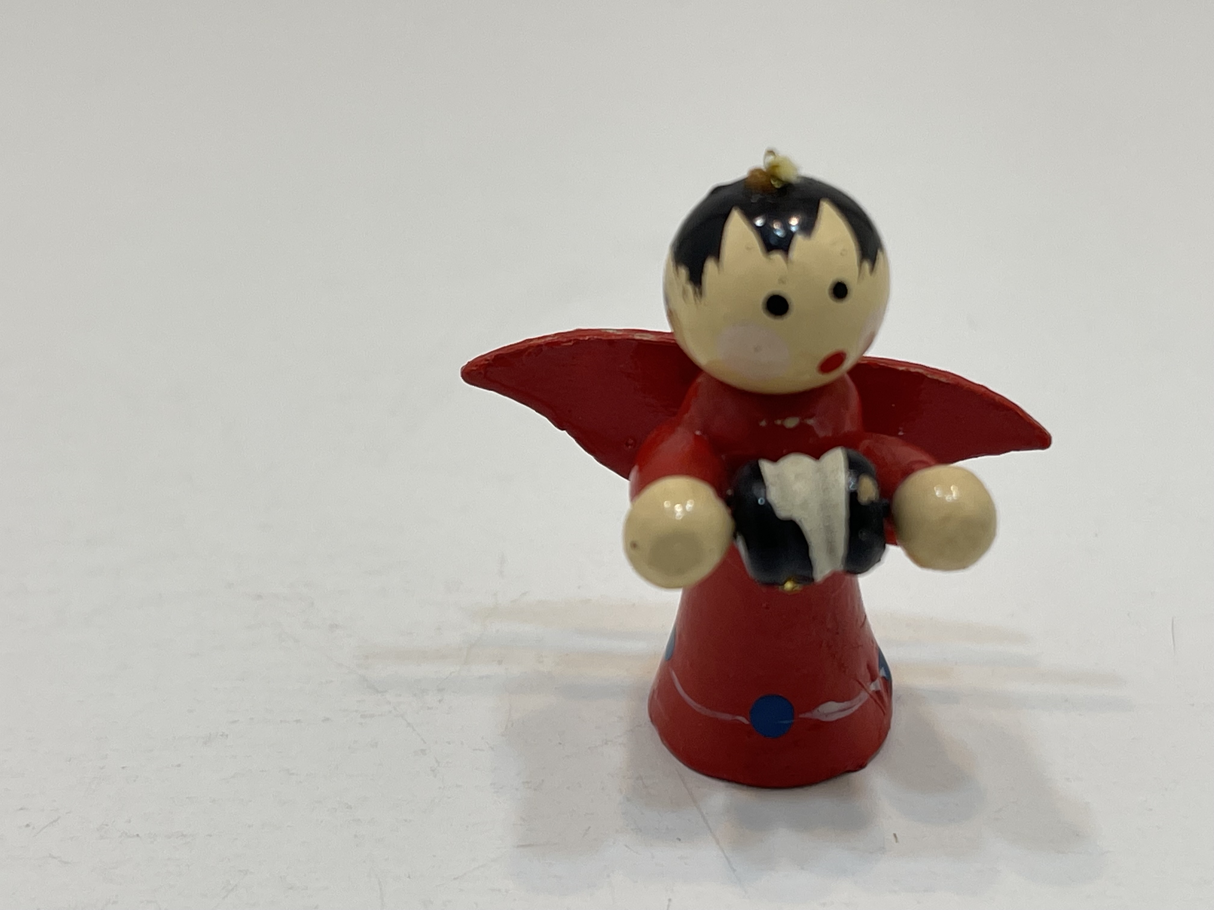 Sammler Holzfigur 3,5 cm Top Zustand  