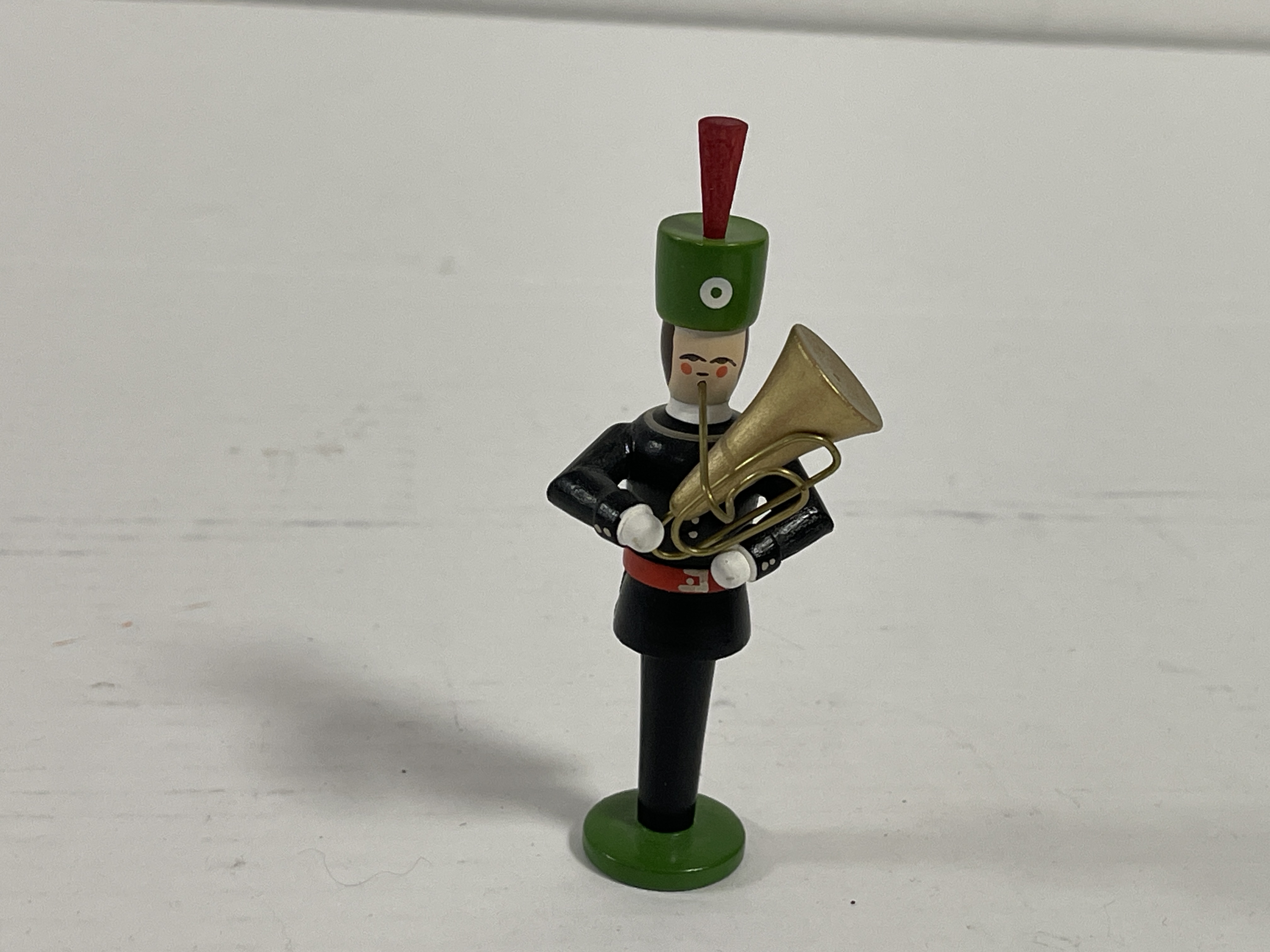 Erzgebirge Figur 10,5 cm. Top Zustand   