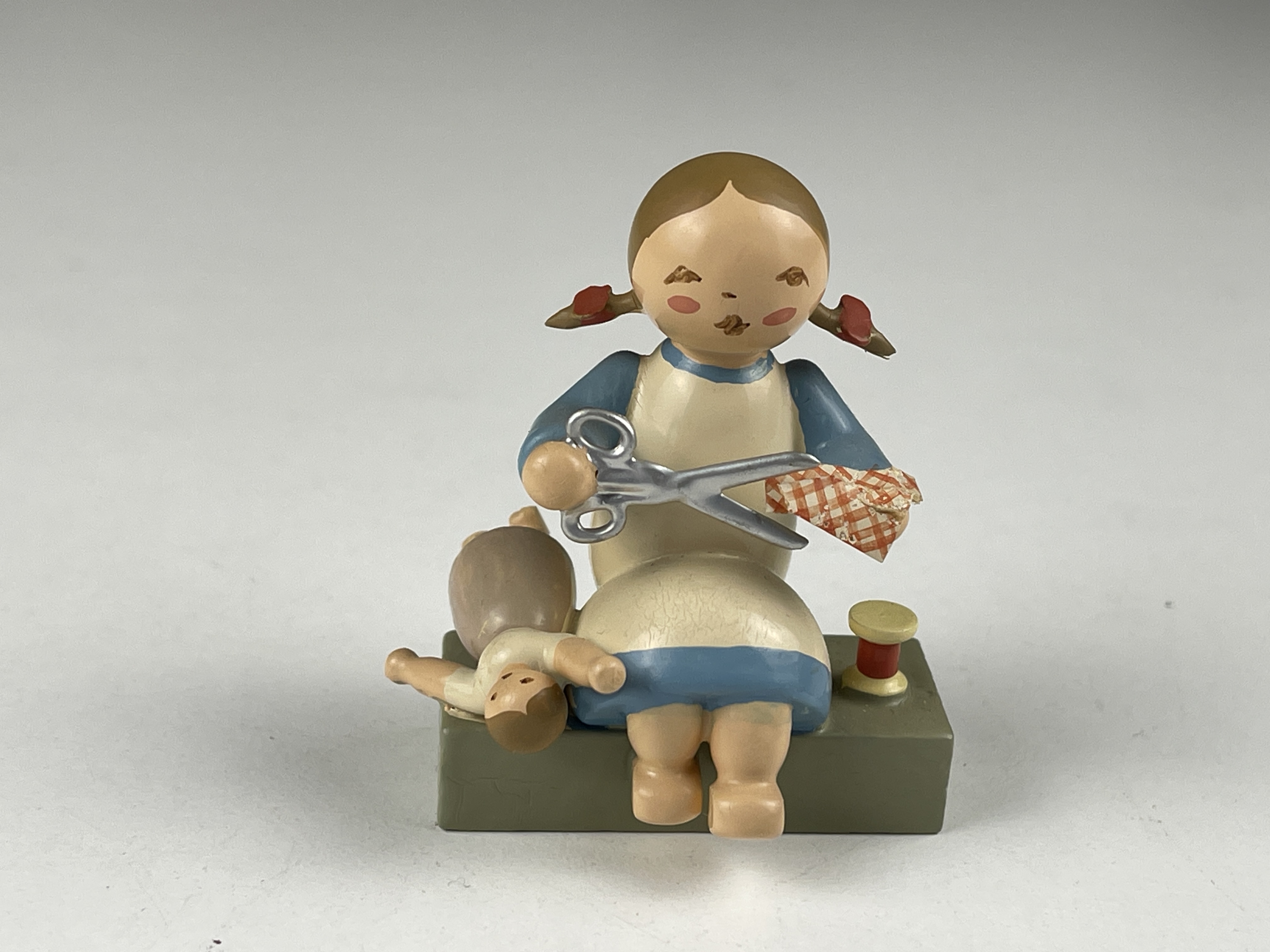 Erzgebirge Figur Sammler Holzfigur 5,4 cm. Top Zustand  