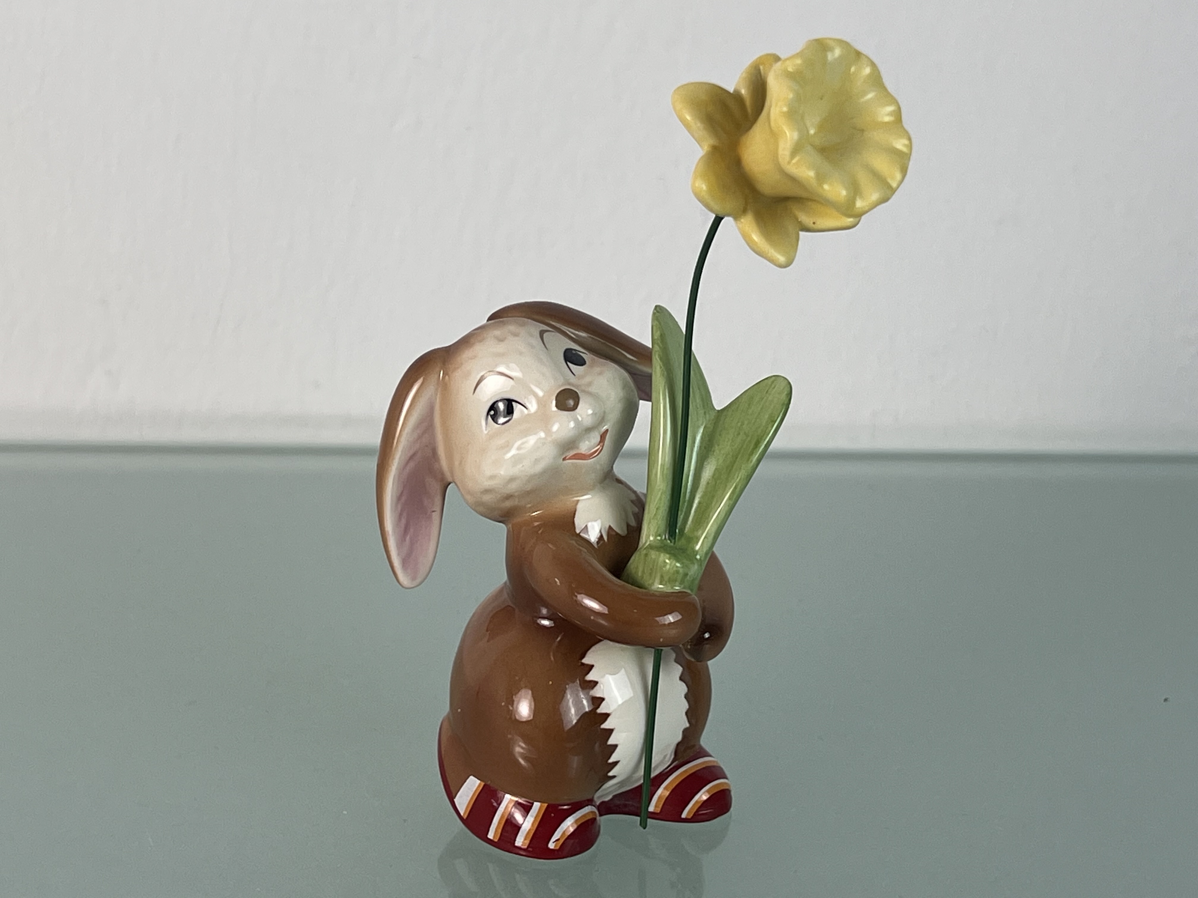 Goebel Hase Figur Porzellan 13,4 cm. Top Zustand 