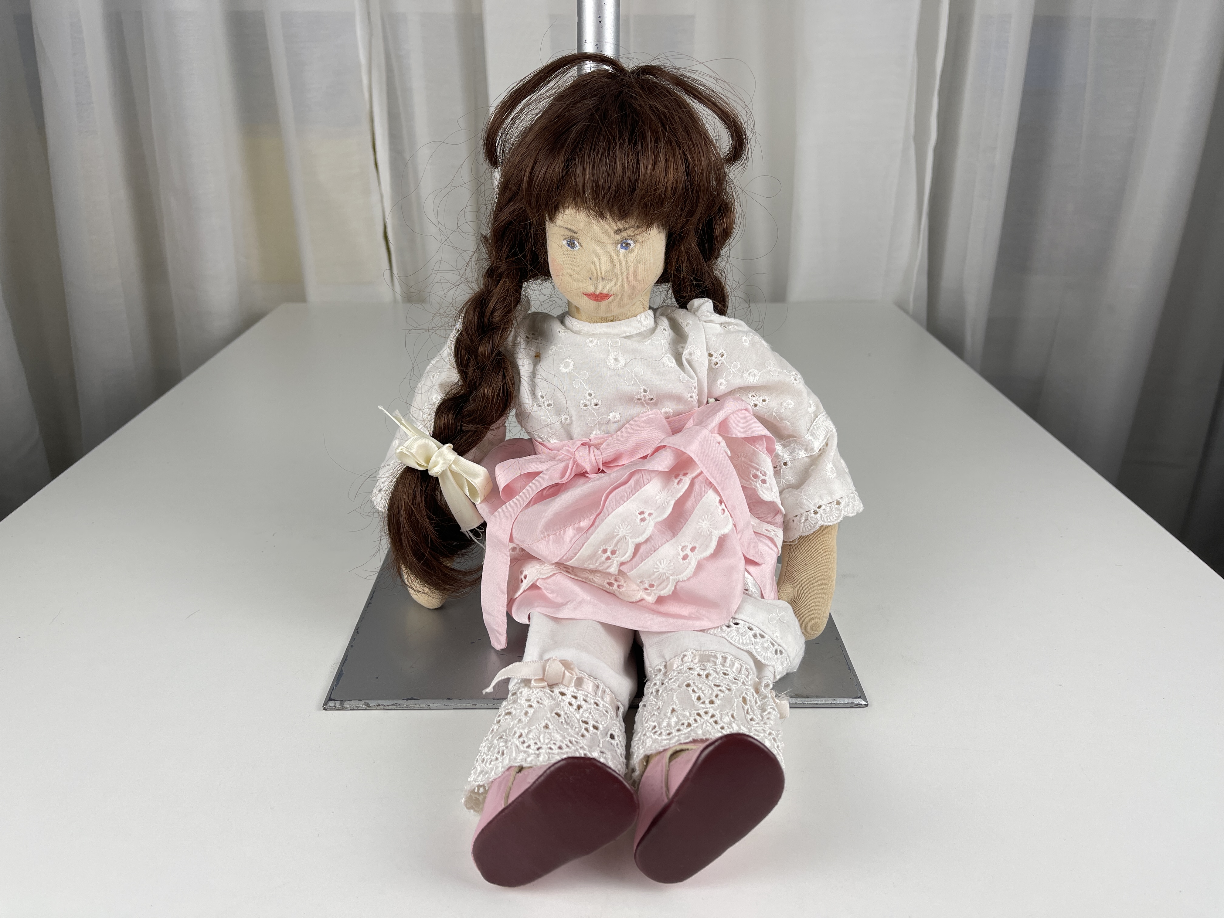 Künstlerpuppe Stoff Puppe 42 cm Zustand siehe Fotos