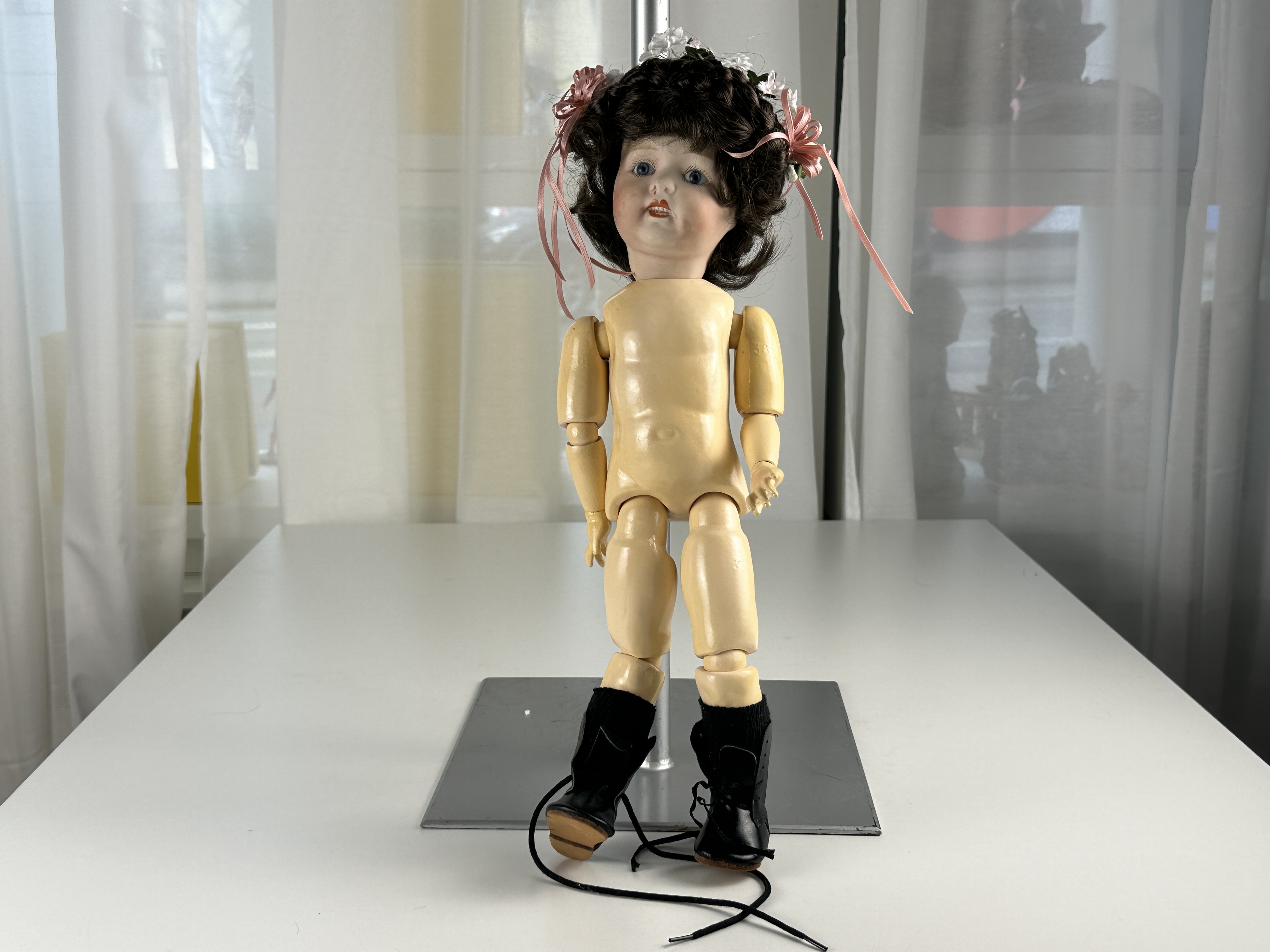 Künstlerpuppe Alte Sammler Porzelankopfpuppe 41 cm. Zustand Siehe Fotos