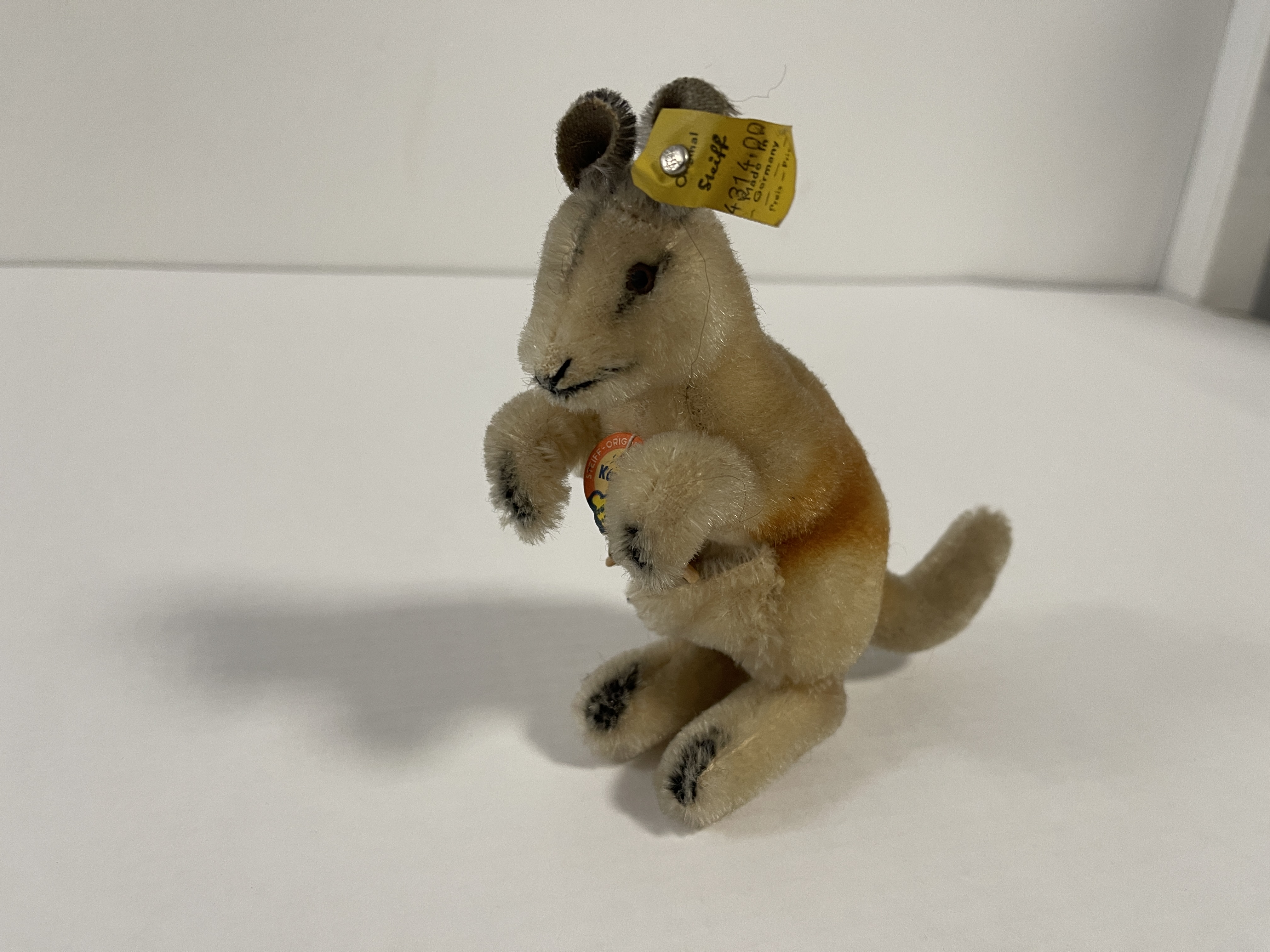 Steiff Tier 4314.00 Känguru 14 cm. Top Zustand  
