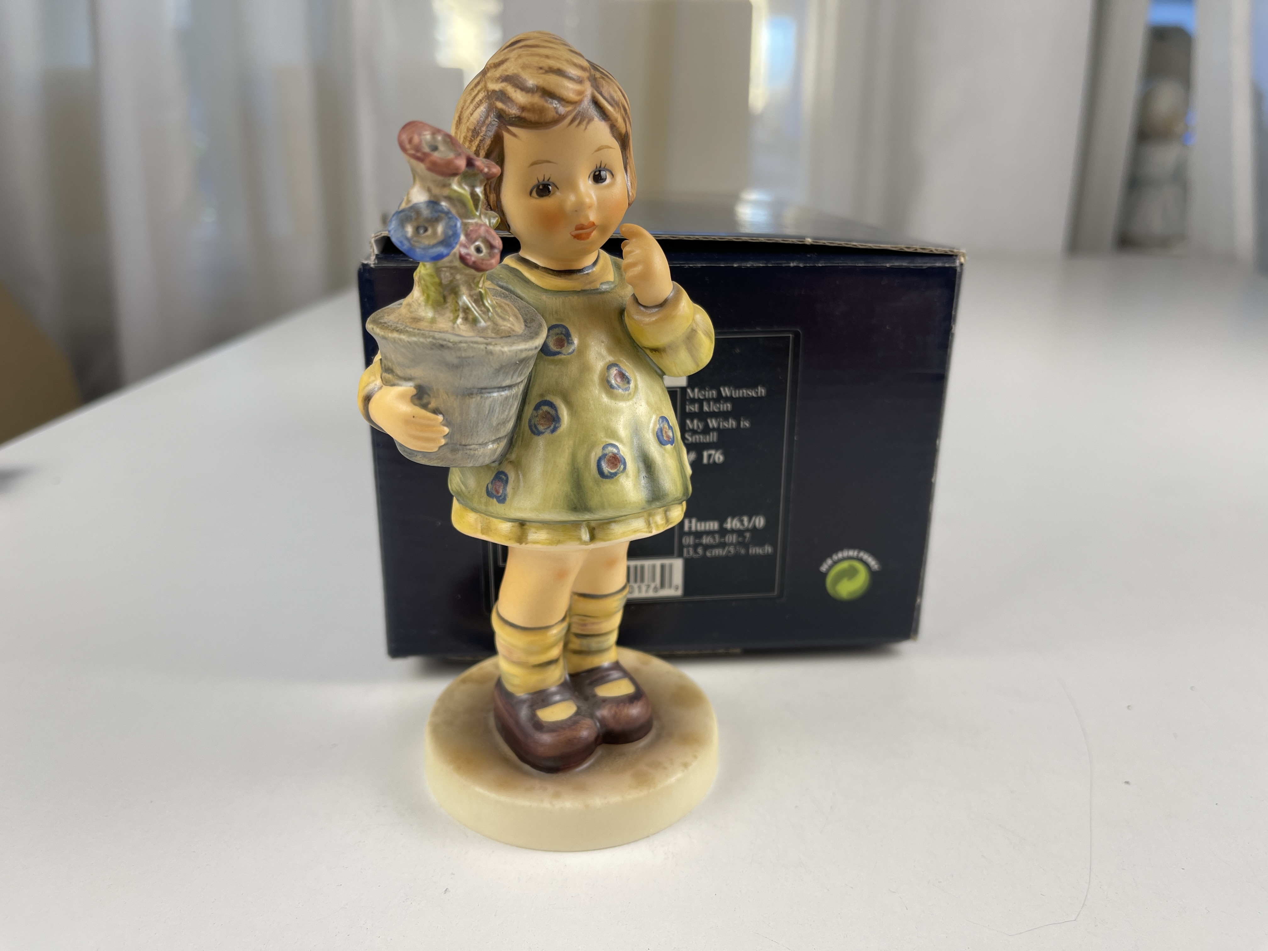 Hummel Figur 463/0 Mein Wunsch ist klein 14,2 cm. 1 Wahl Zustand siehe Fotos OVP