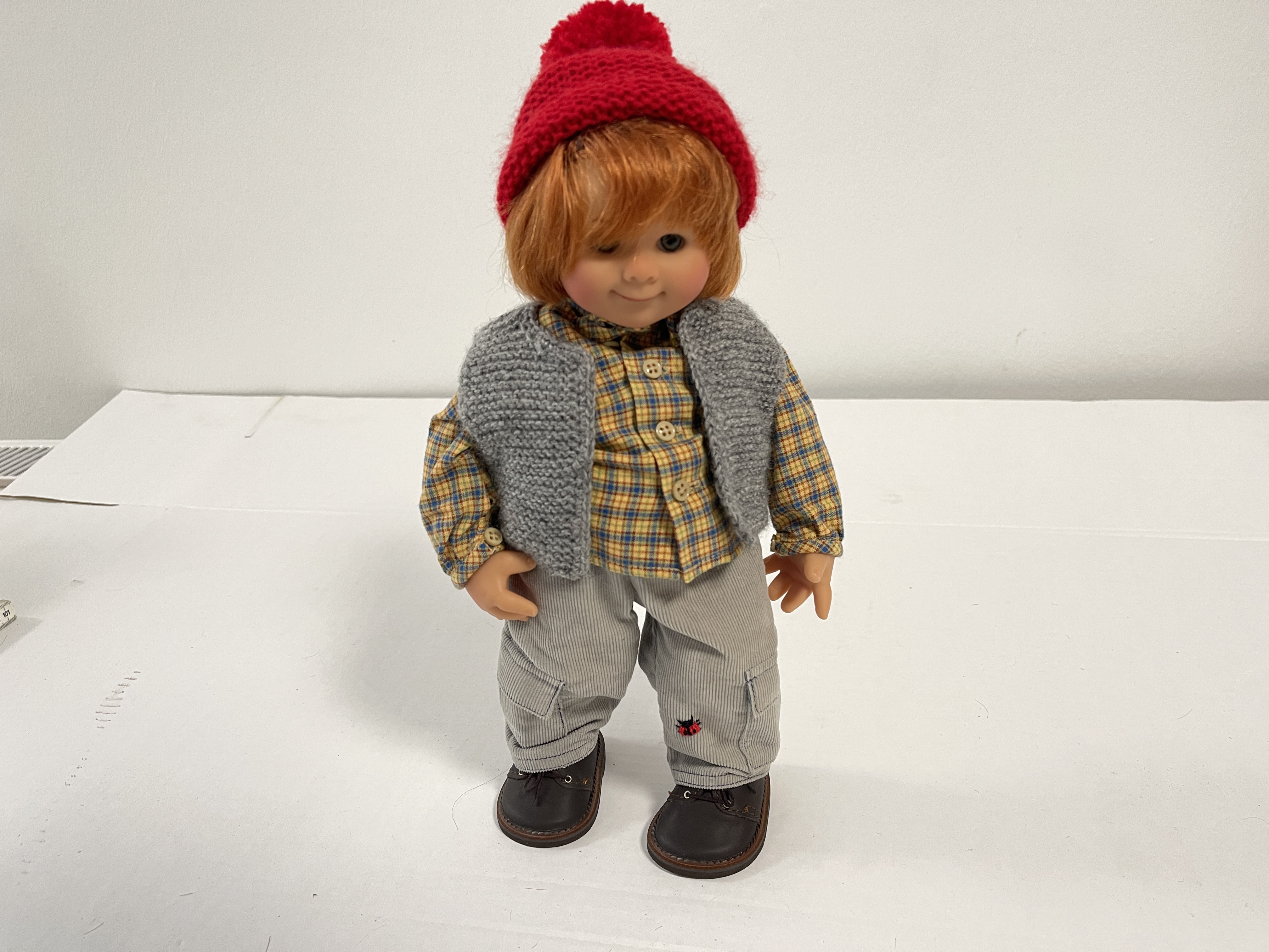 Künstlerpuppe Rosemarie Anna Müller Vinyl Puppe  Gerhard 30 cm. Top Zustand 
