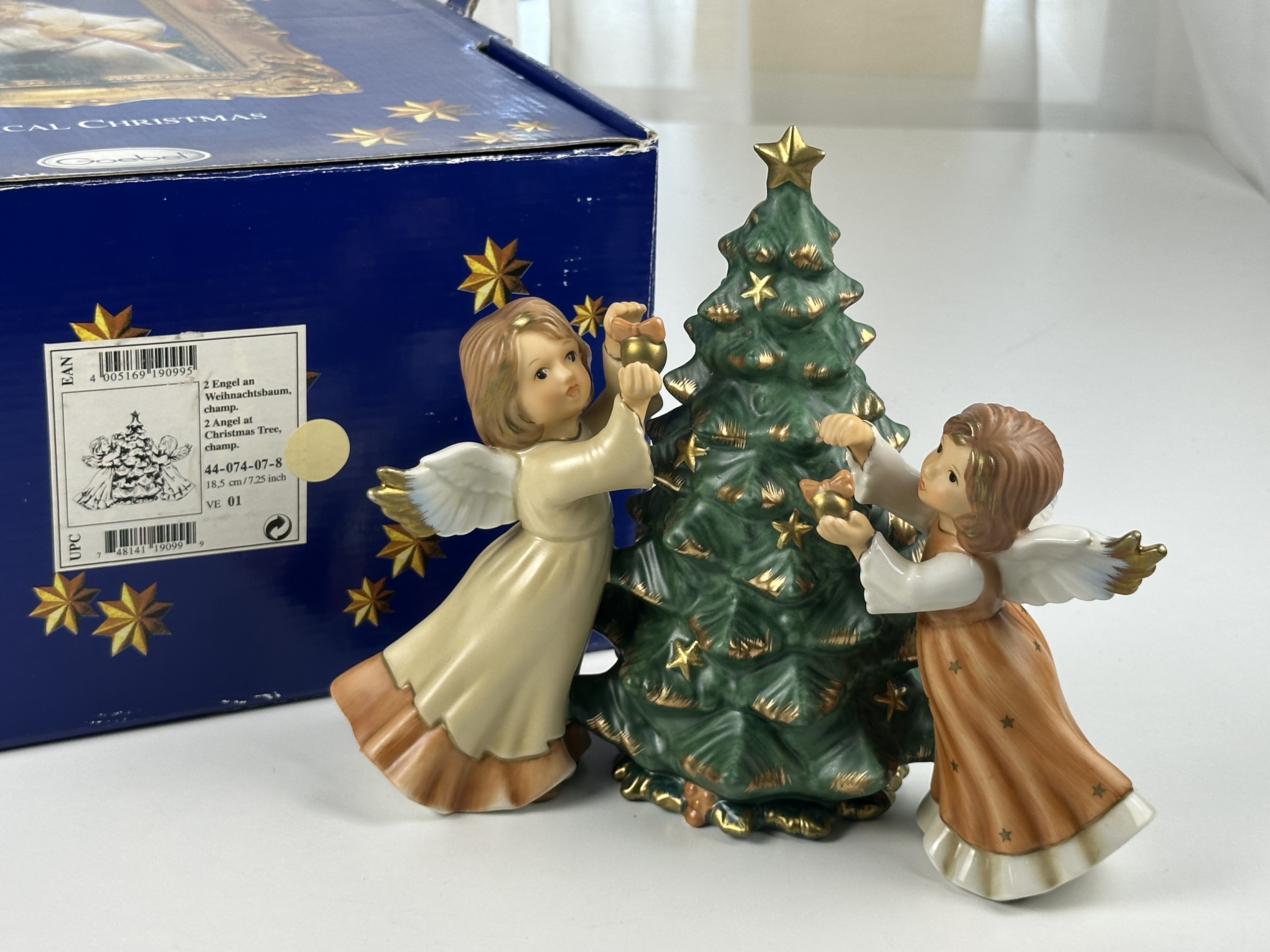 Goebel Figur 44-074 2 Engel am Weihnachtsbaum 18,5 cm. 1 Wahl. Top Zustand