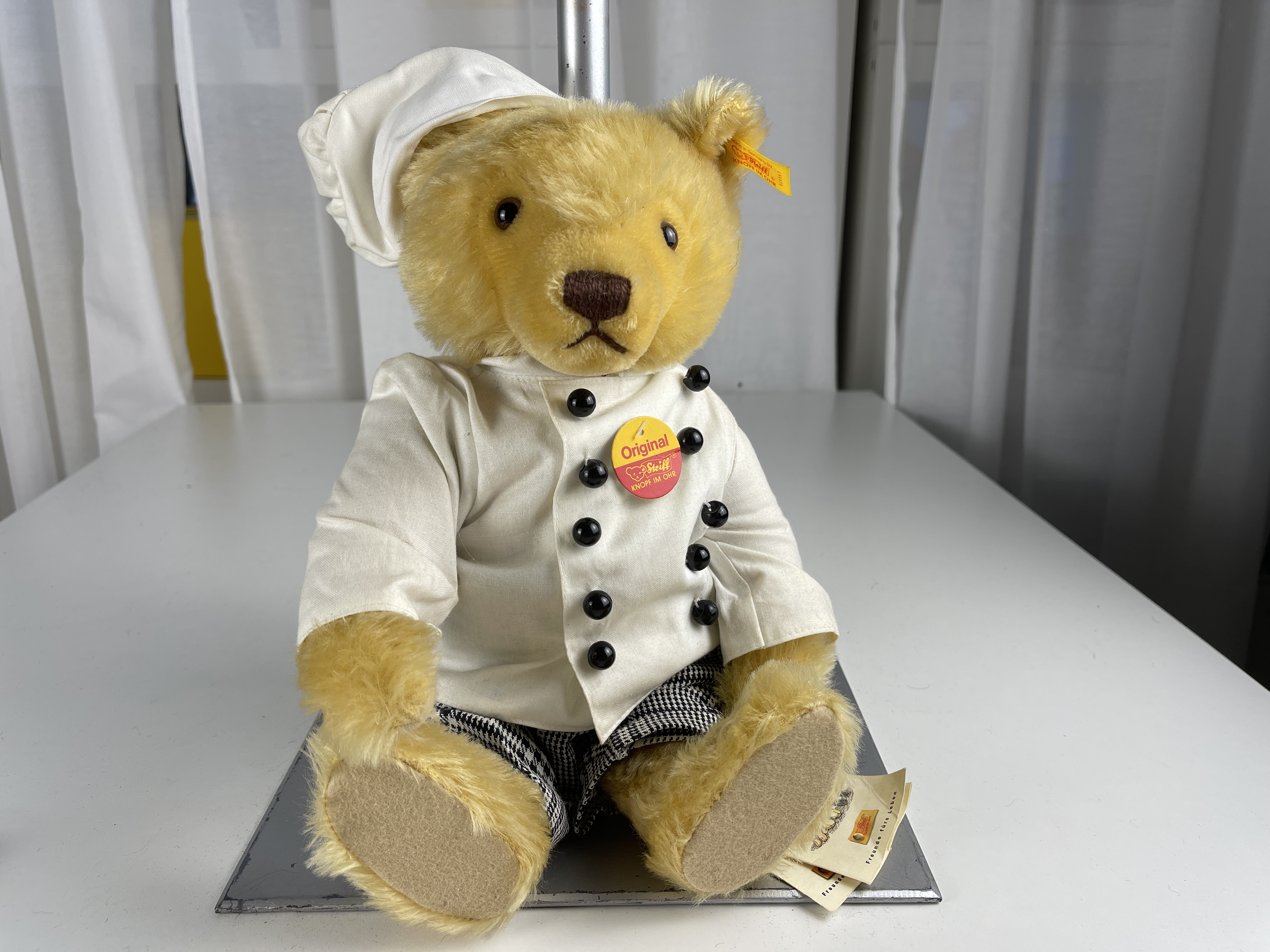 Steiff Tier 028557 Koch Teddy Bär 40 cm. Top Zustand    