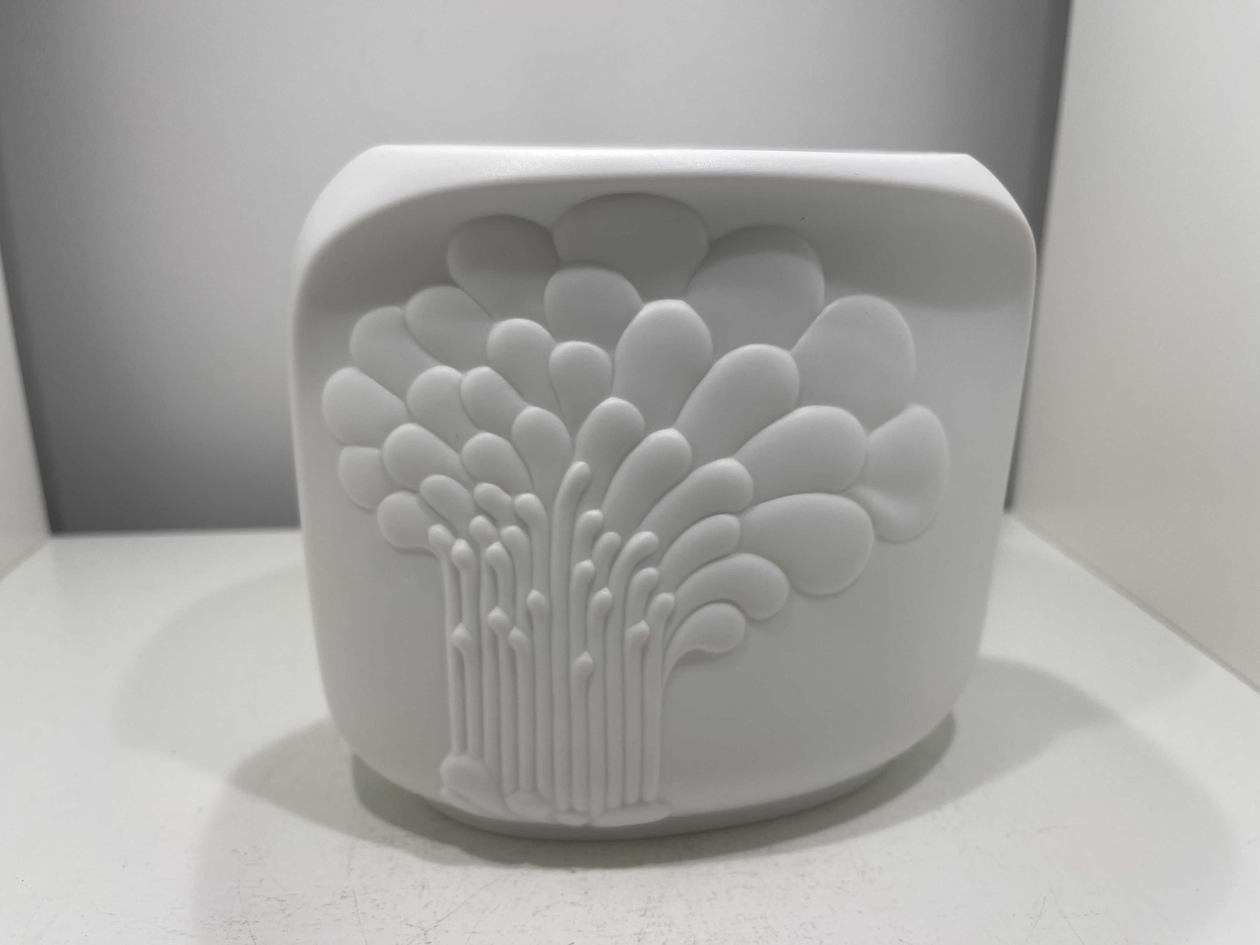 Kaiser Sammler Porzellan Vase 13 cm.  1 Wahl - Top Zustand  