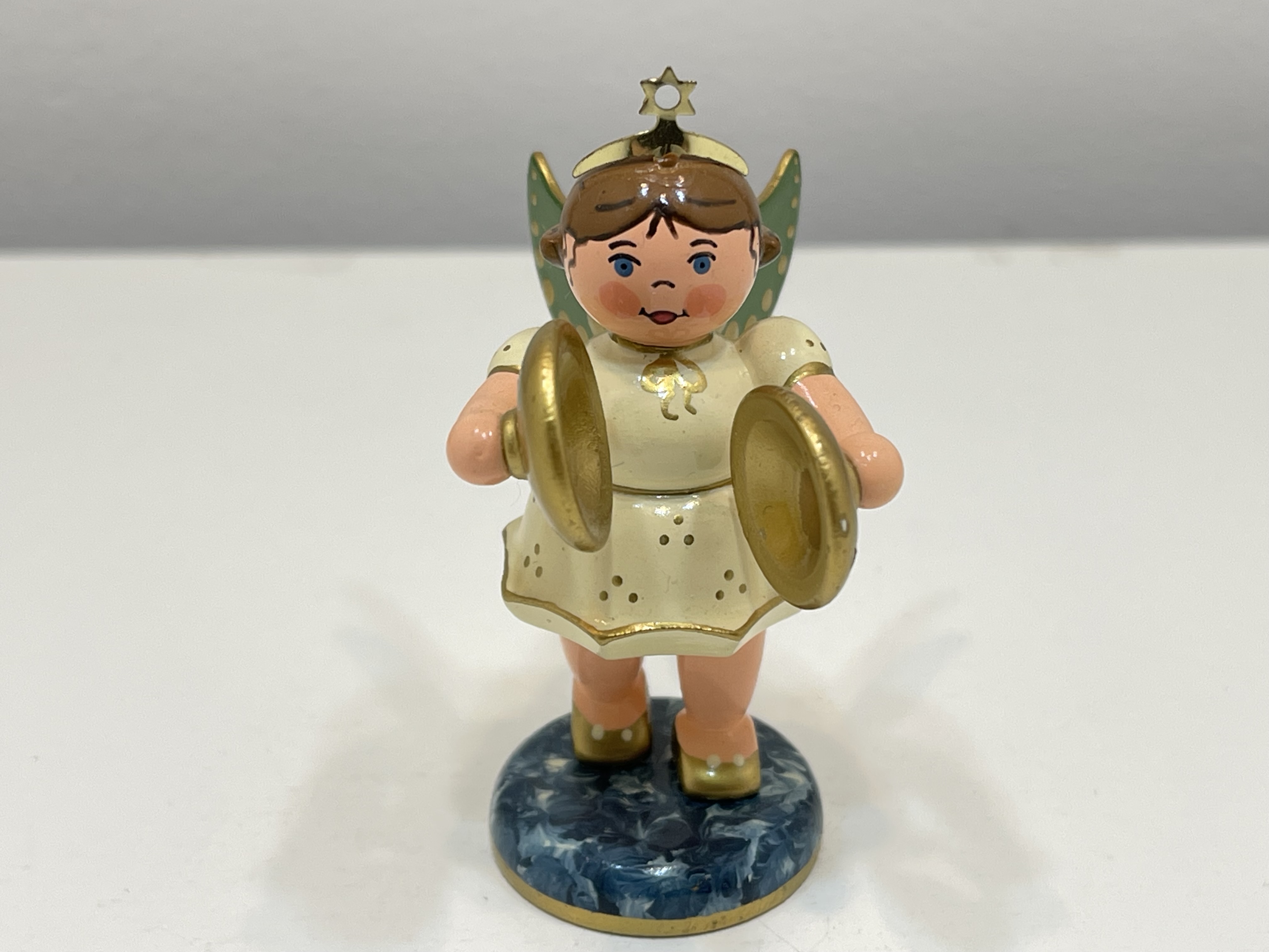 Erzgebirge Sammler Figur Engel Hubrig 6,8 cm. Top Zustand   