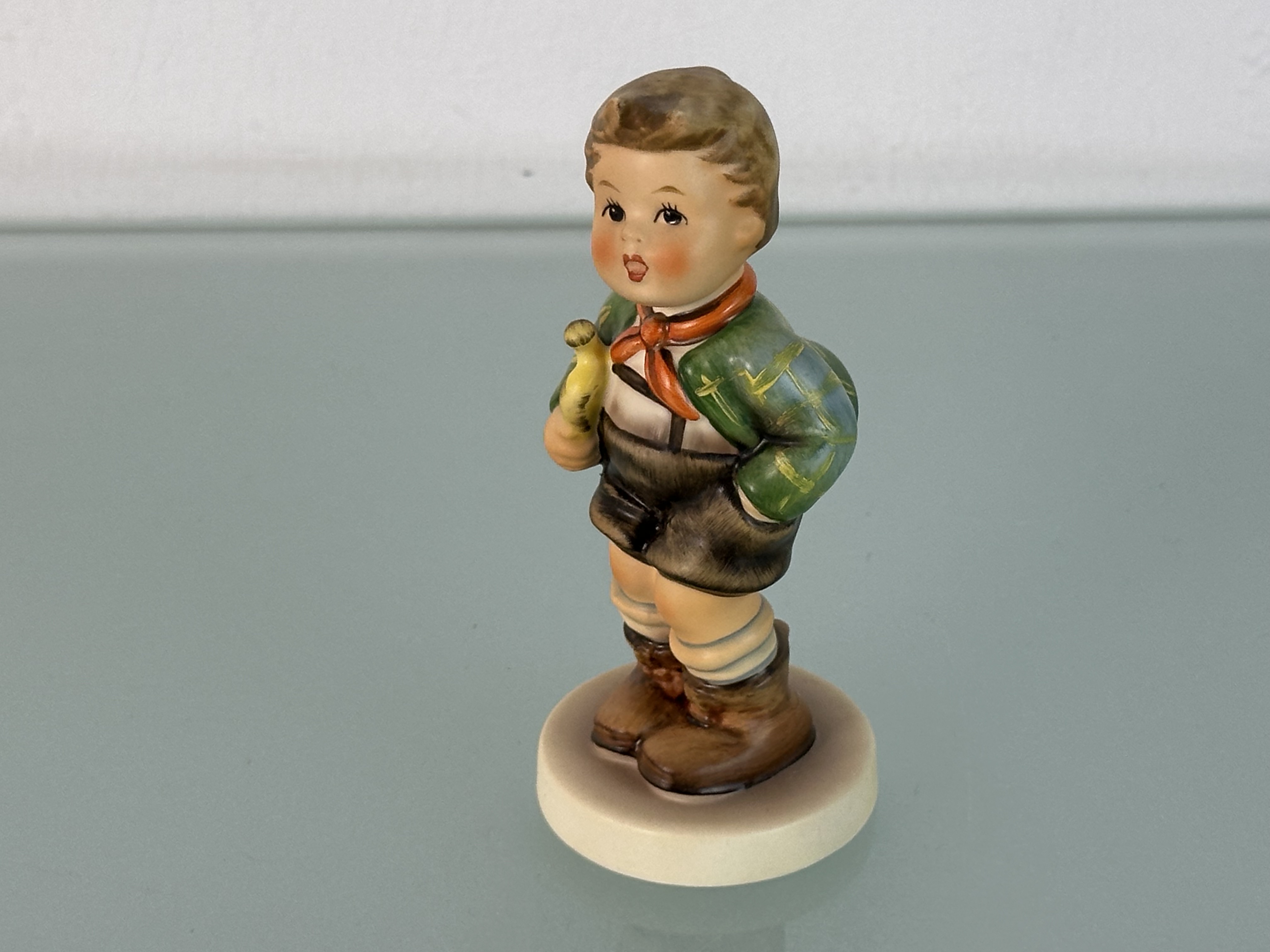  Hummel Figur 97 Der kleine Musikant 11,7 cm. 1 Wahl. Top Zustand