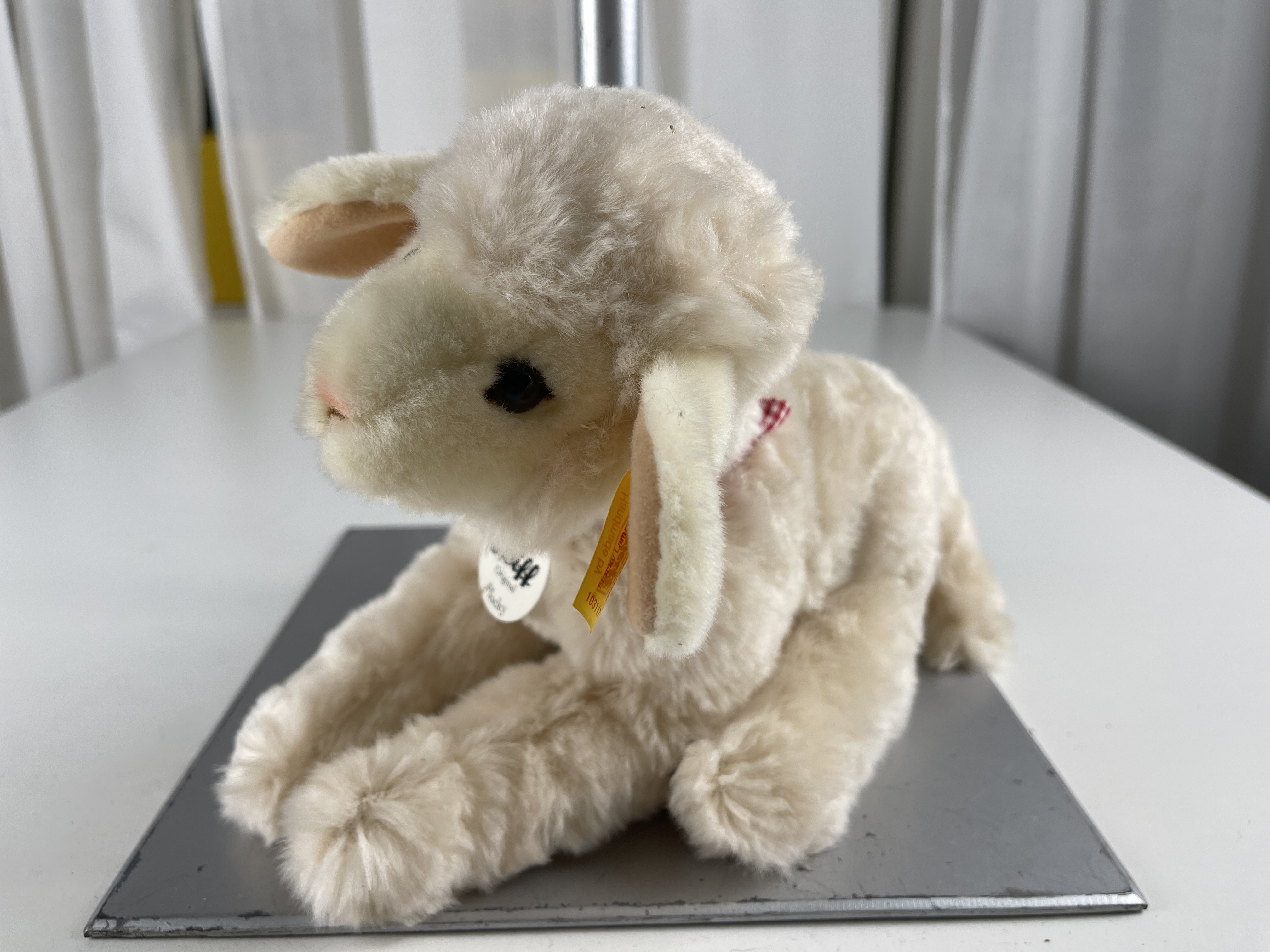 Steiff Tier 103117 Lamm Flocky 24 cm Top Zustand 