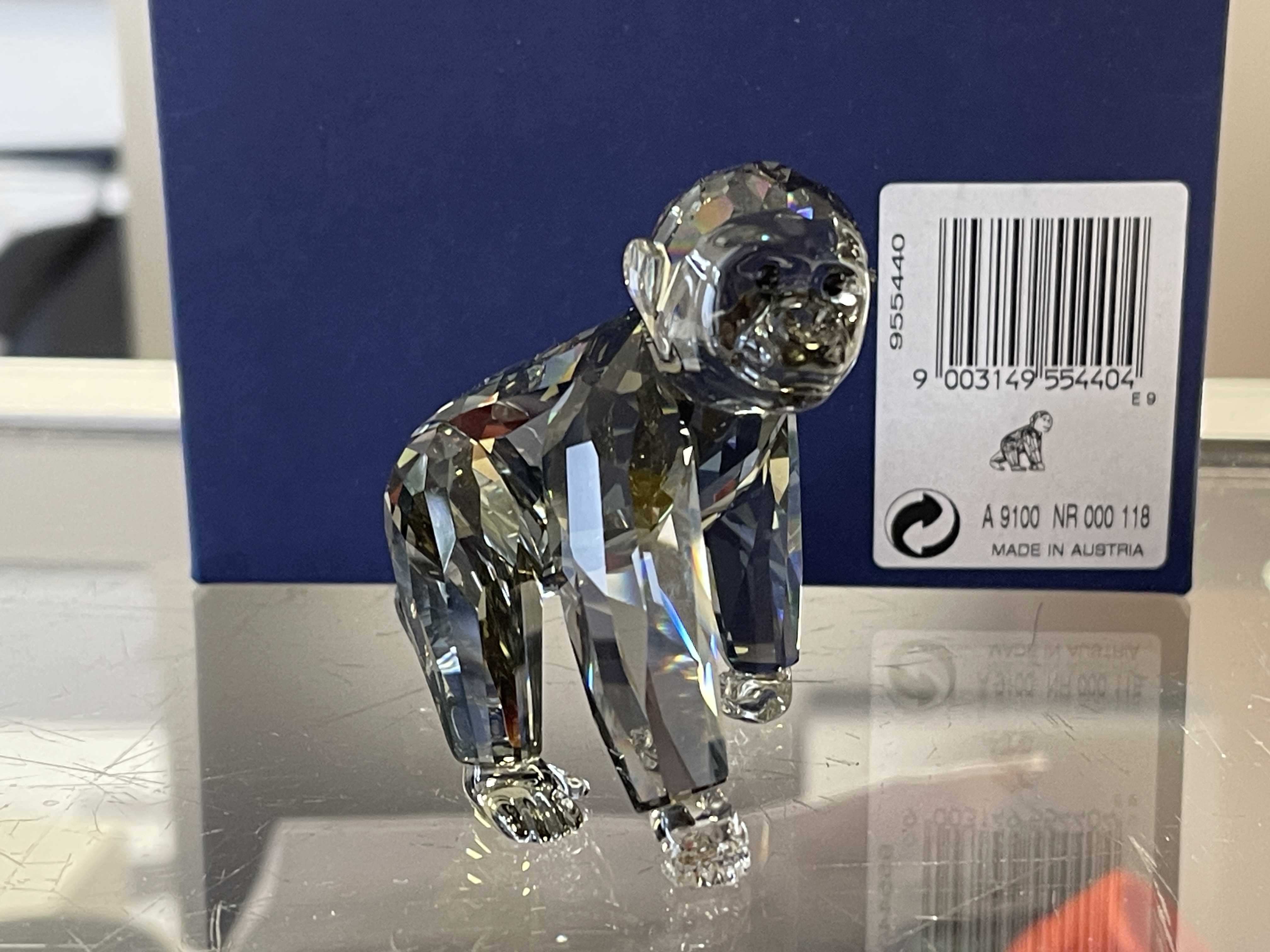  Swarovski Figur 955440 Gorilla Jungtier 6 cm. OVP & Zertifikat . Top Zustand 
