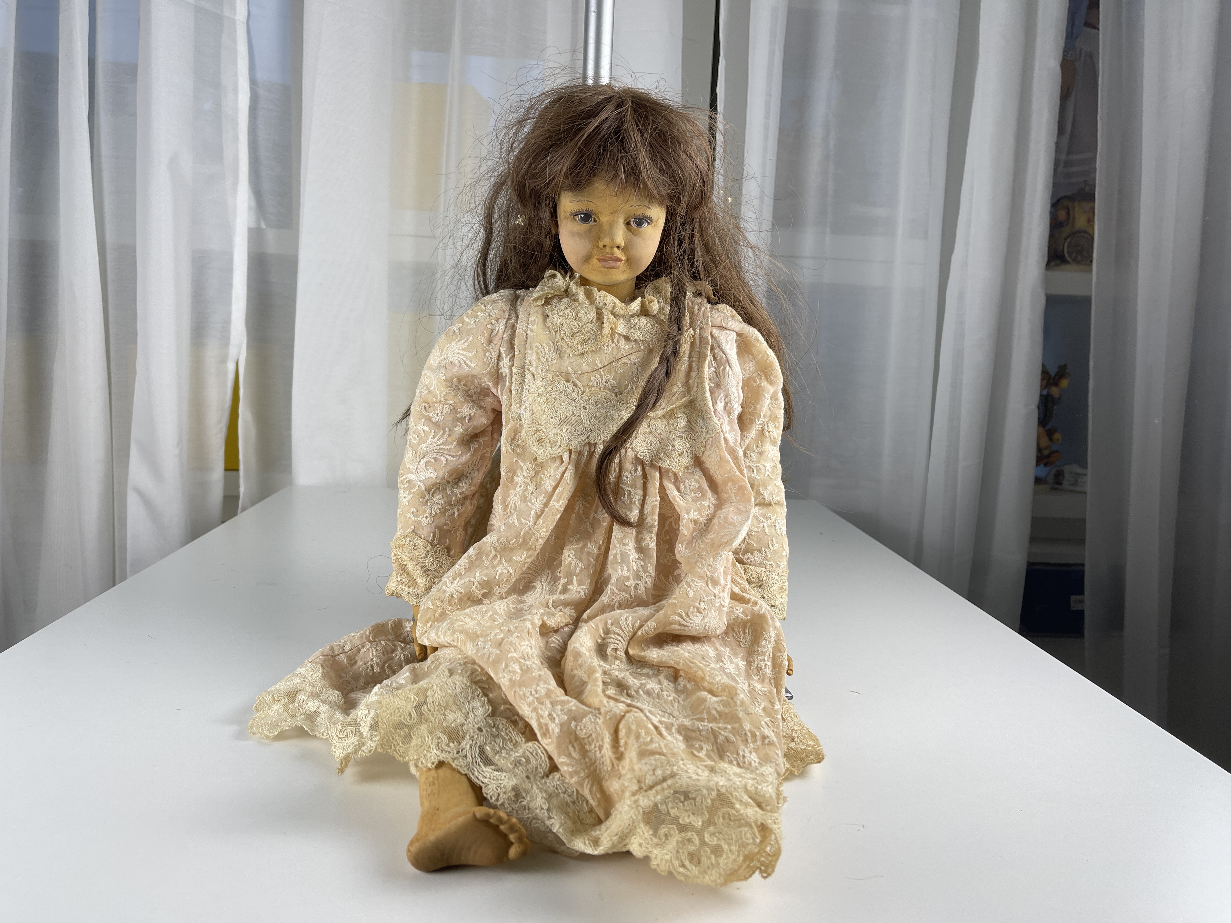 Künstlerpuppe Alte Puppe 65 cm Zustand Siehe Fotos  