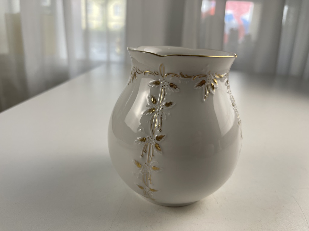 Kaiser Sammler Porzellan Vase 13 cm.  1 Wahl - Top Zustand    