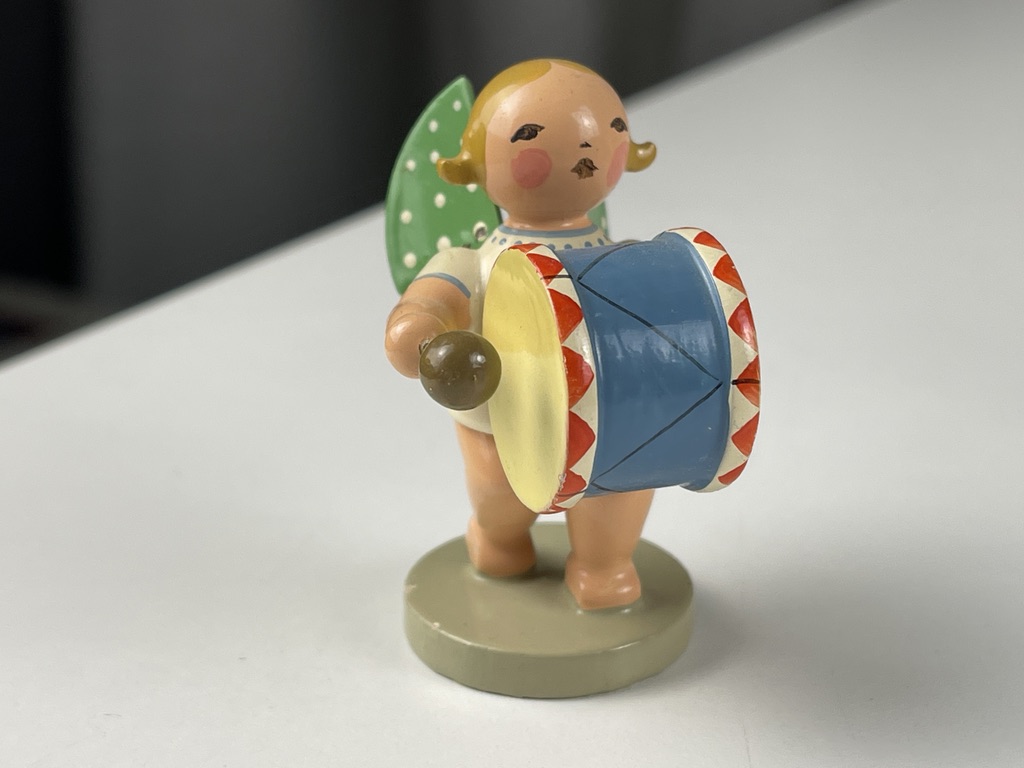 Erzgebirge Wendt und Kühn Figur Engel 6 cm. Zustand siehe Fotos 