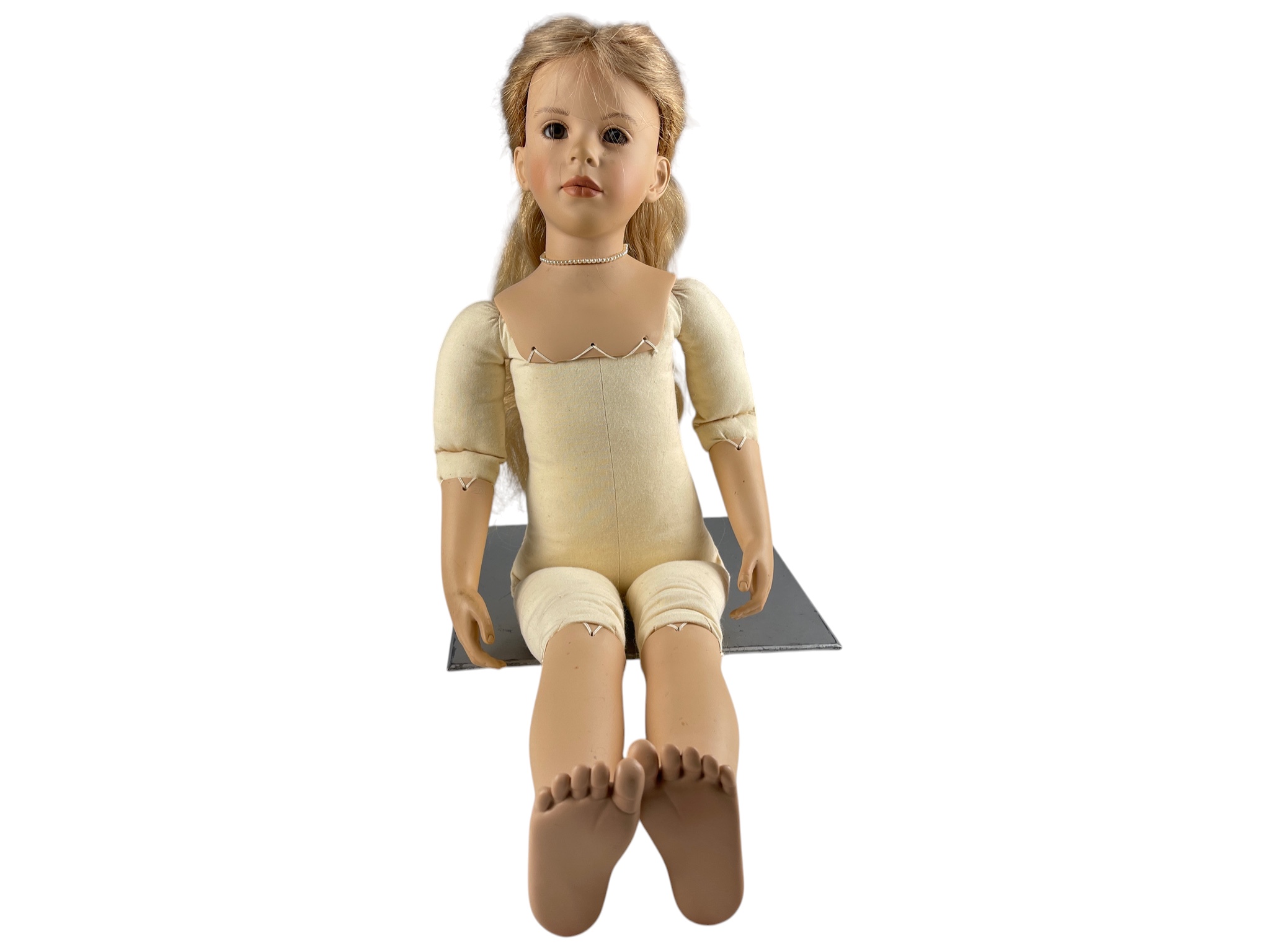 W.P.M Vera Scholz Künstlerpuppe Vinyl Puppe 64 cm. Zustand siehe Fotos