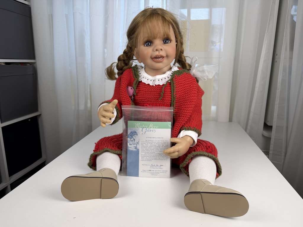 Künstlerpuppe Puppe Monika Peter Leicht Vinyl Puppe 75 cm. Top Zustand  Künstlerpuppe Puppe Monika Peter Leicht Vinyl Puppe 75 cm. Top Zustand