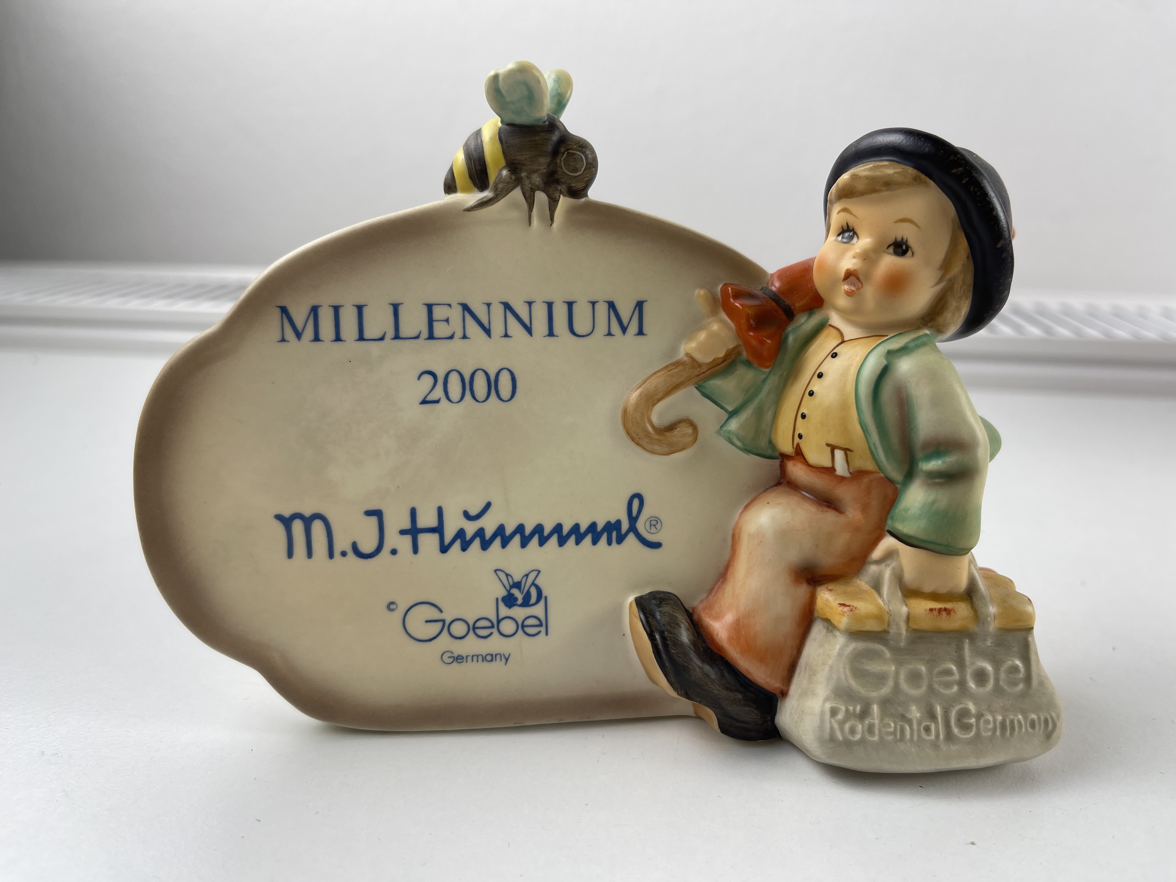 Hummel Figur 900 Händlerschild / Aufstellschild 10,5 cm. 1 Wahl Top Zustand
