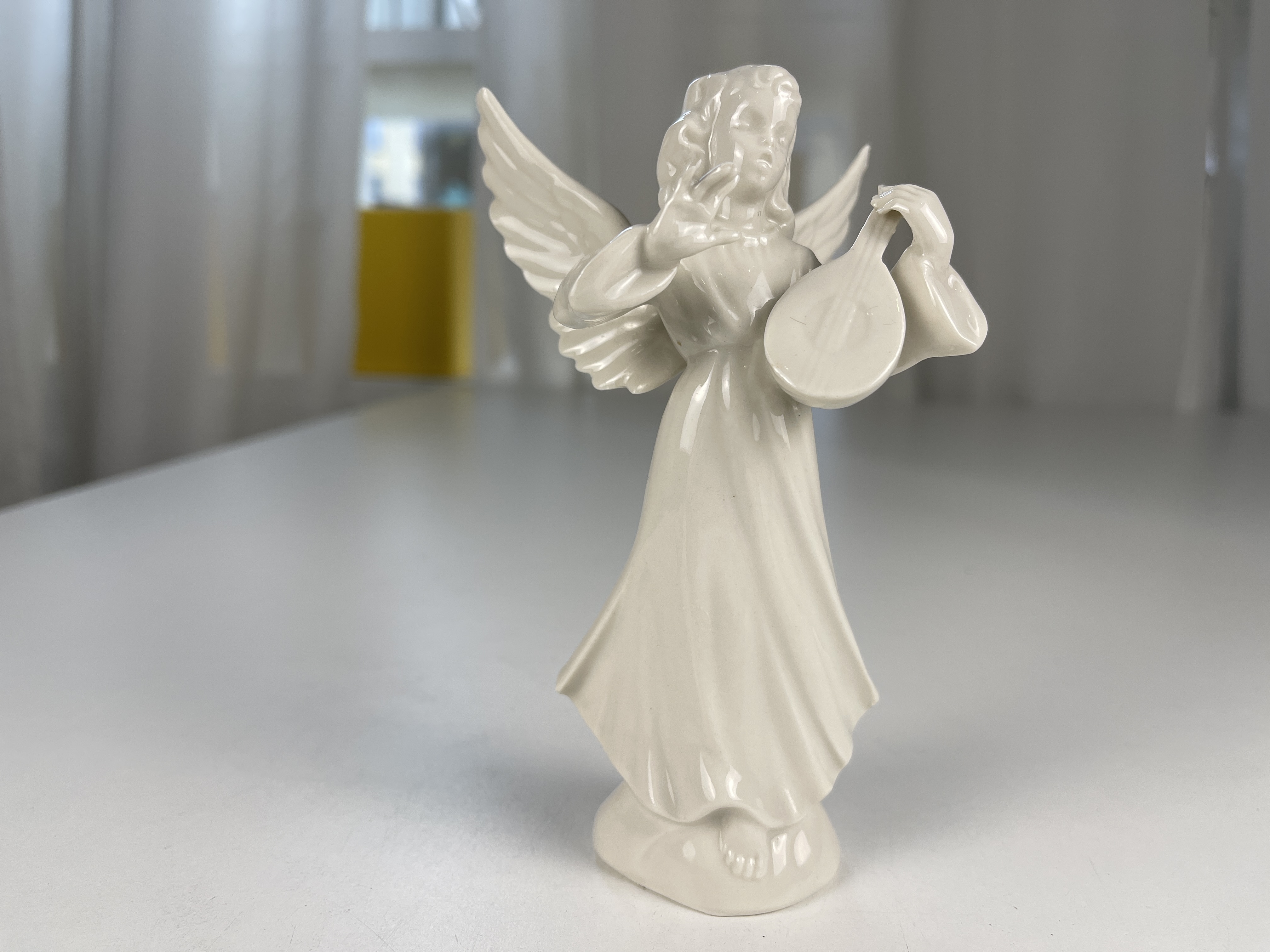 Dresdener Porzellan Figur Engel 15 cm. Top Zustand 