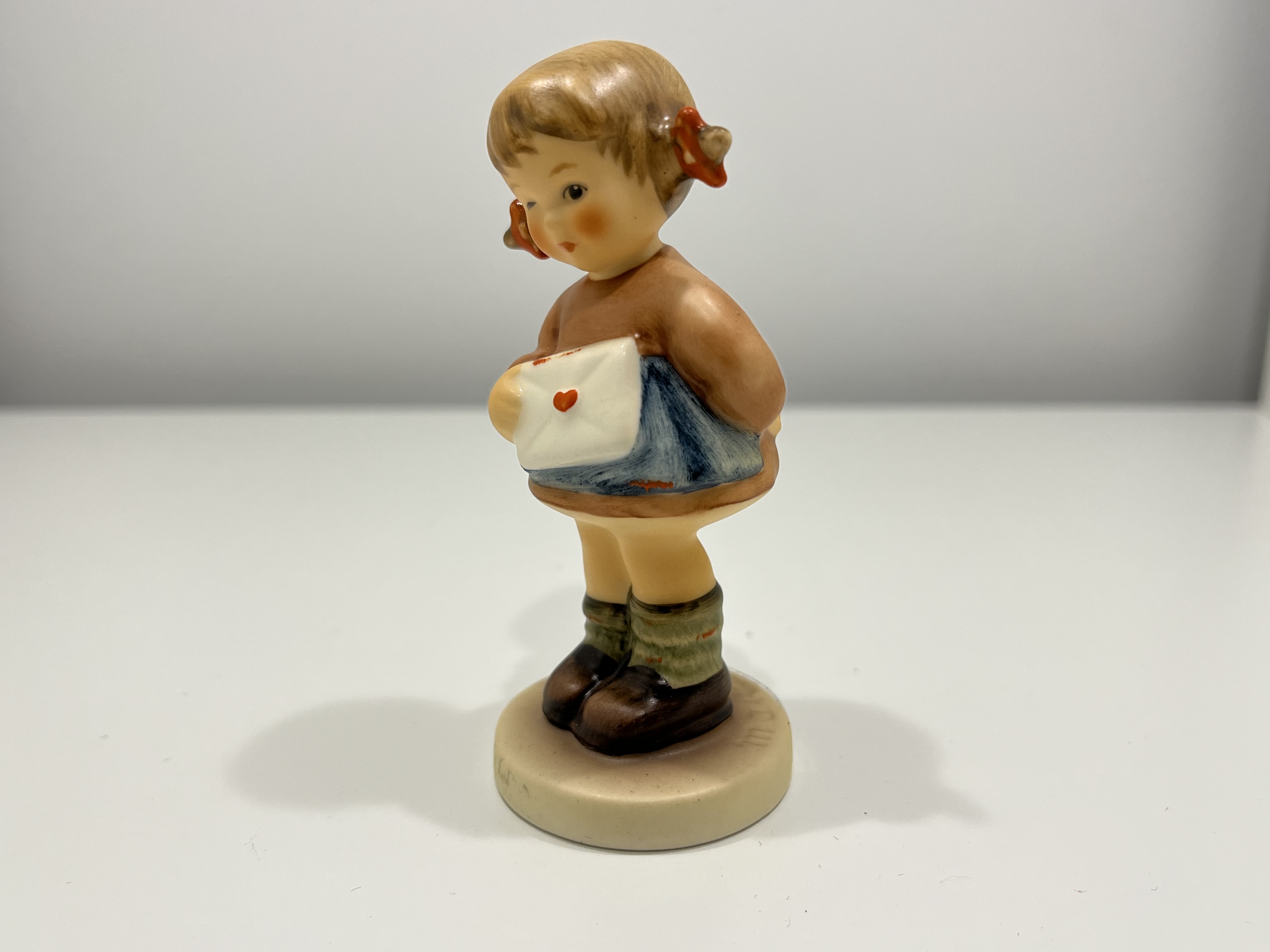 Hummel Figur 2050/A Hab dir geschrieben 9 cm. 1 Wahl - Top Zustand 
