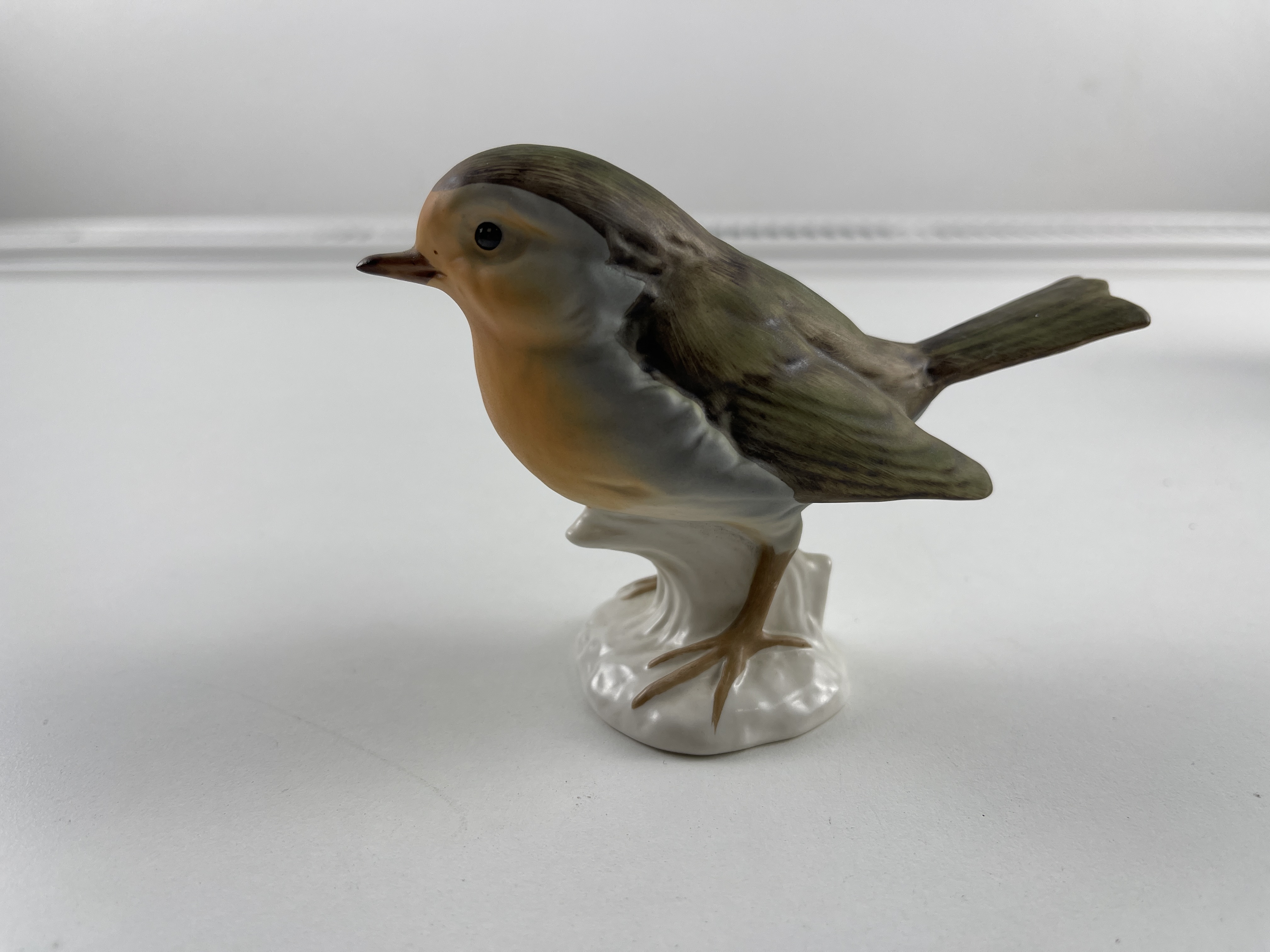Goebel Figur Vogel Rotkehlchen 8,5 cm.  Zustand  siehe Fotos 