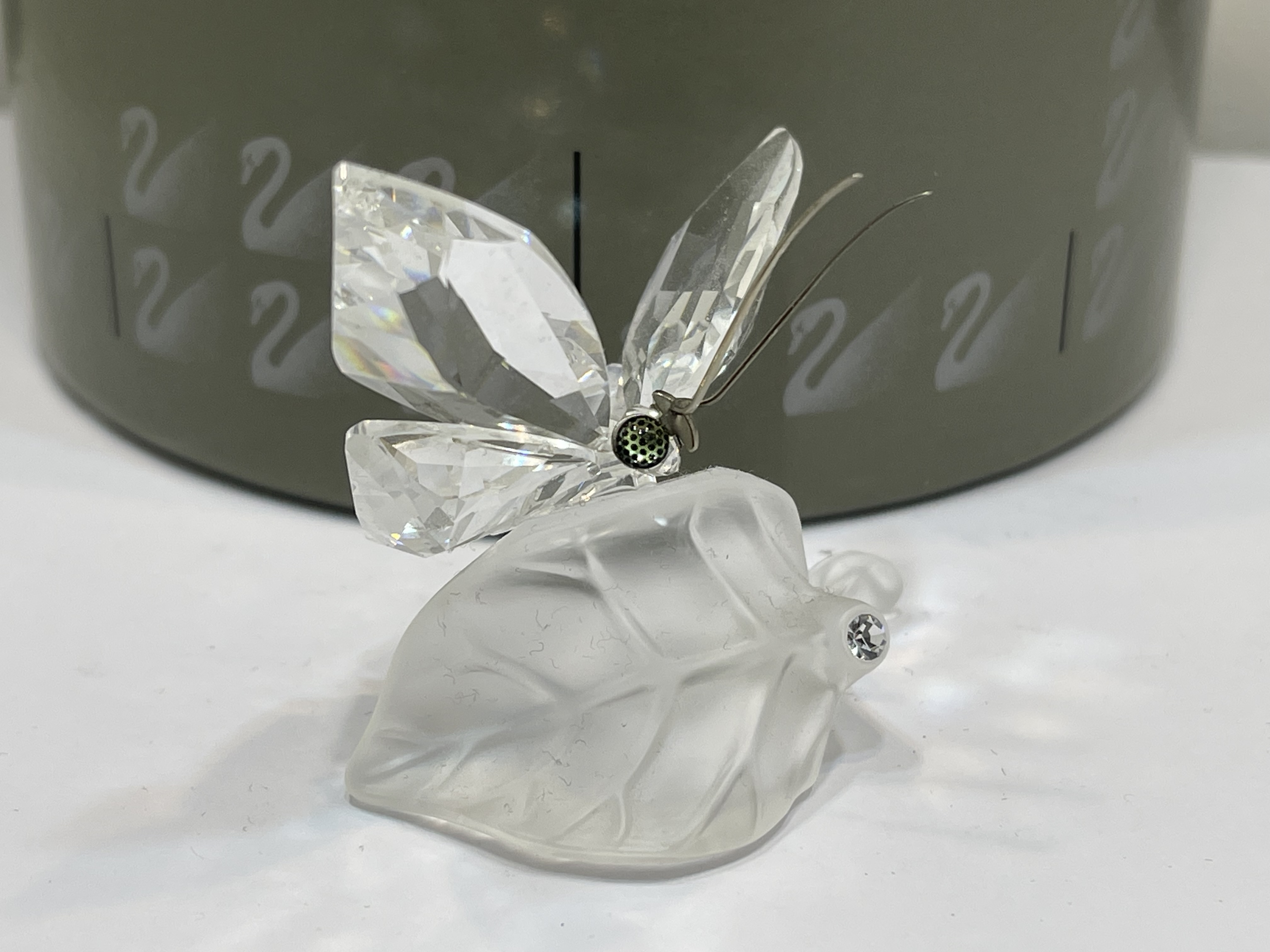 Swarovski Figur 182920 Schmetterling auf Blatt 7 cm + OVP & Zertifikat Top Zustand