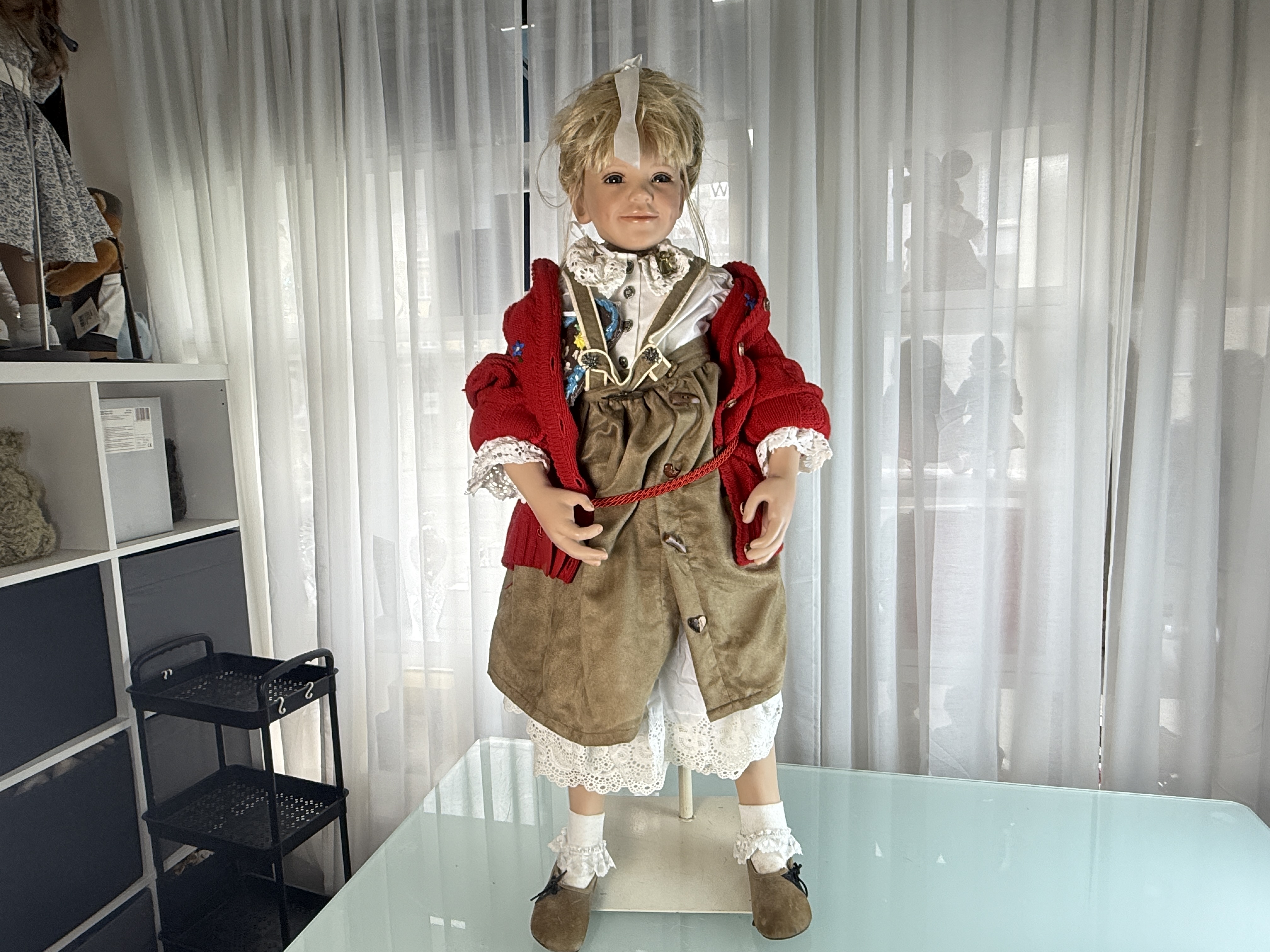 Künstlerpuppe Susan Lippl Vinyl Puppe 95 cm. Guter Zustand siehe Fotos 