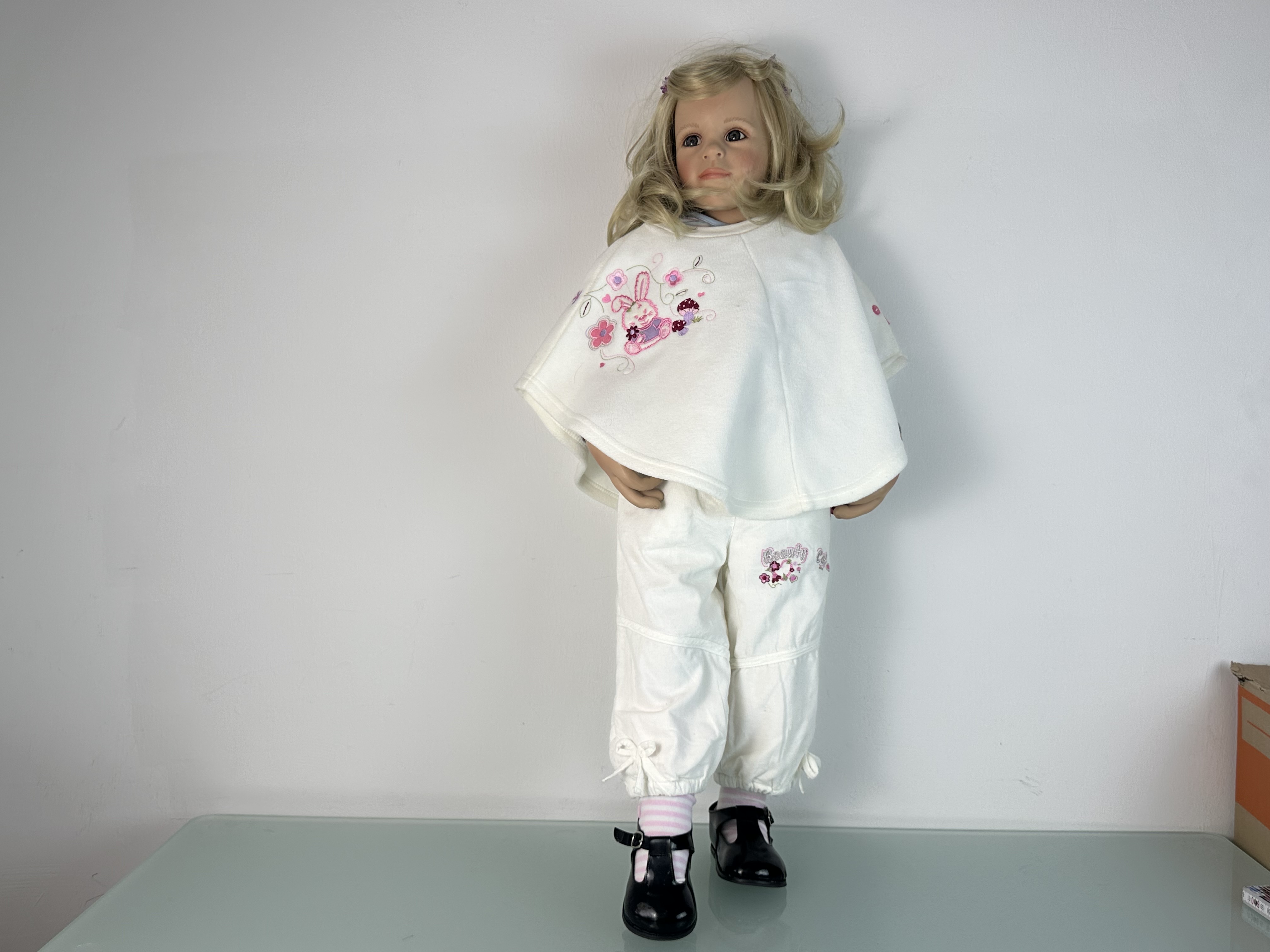 Künstlerpuppe Susan Lippli Vinyl Puppe 90 cm. Top Zustand