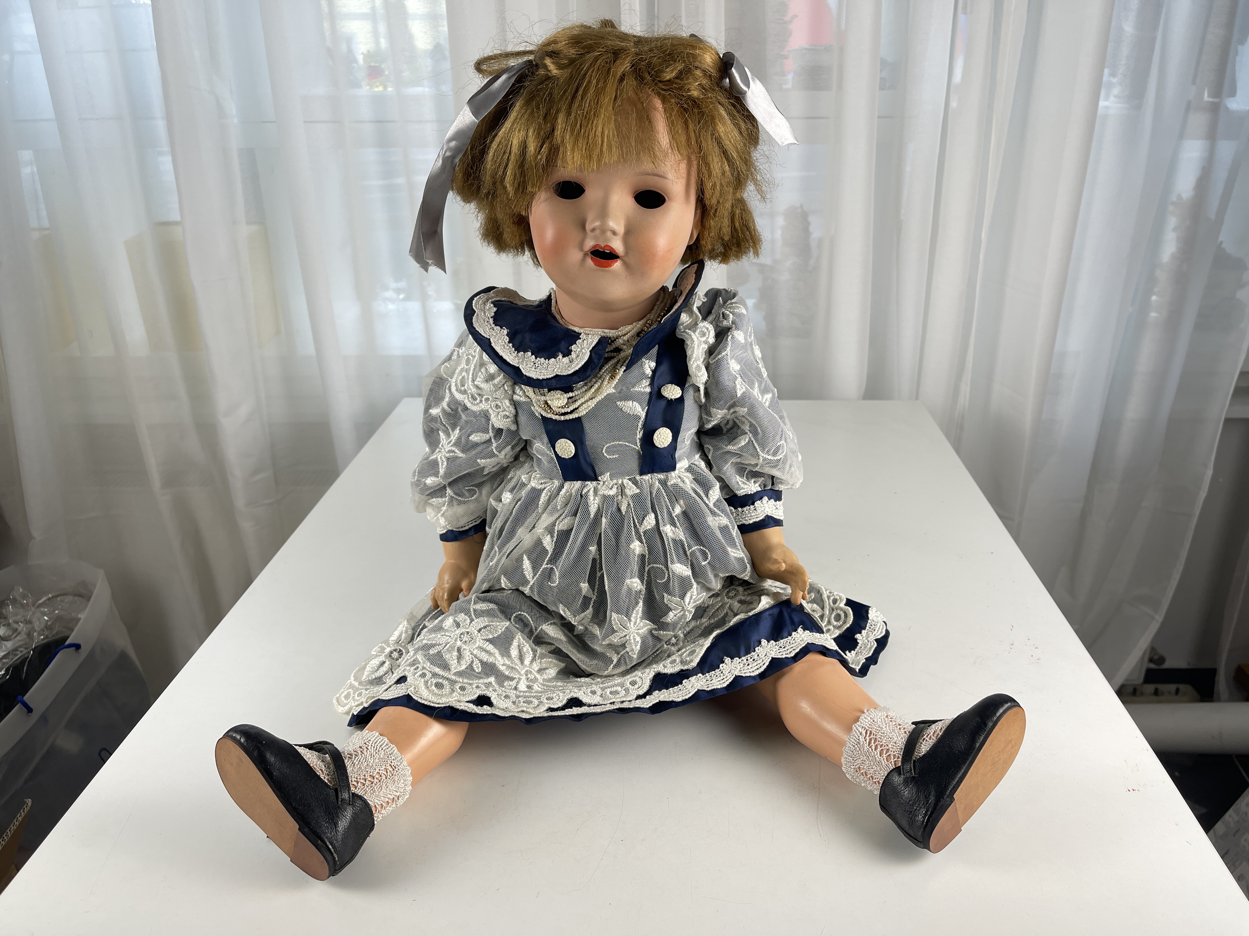 Alte Puppe Sonneberg 70  cm. Augen Defekt