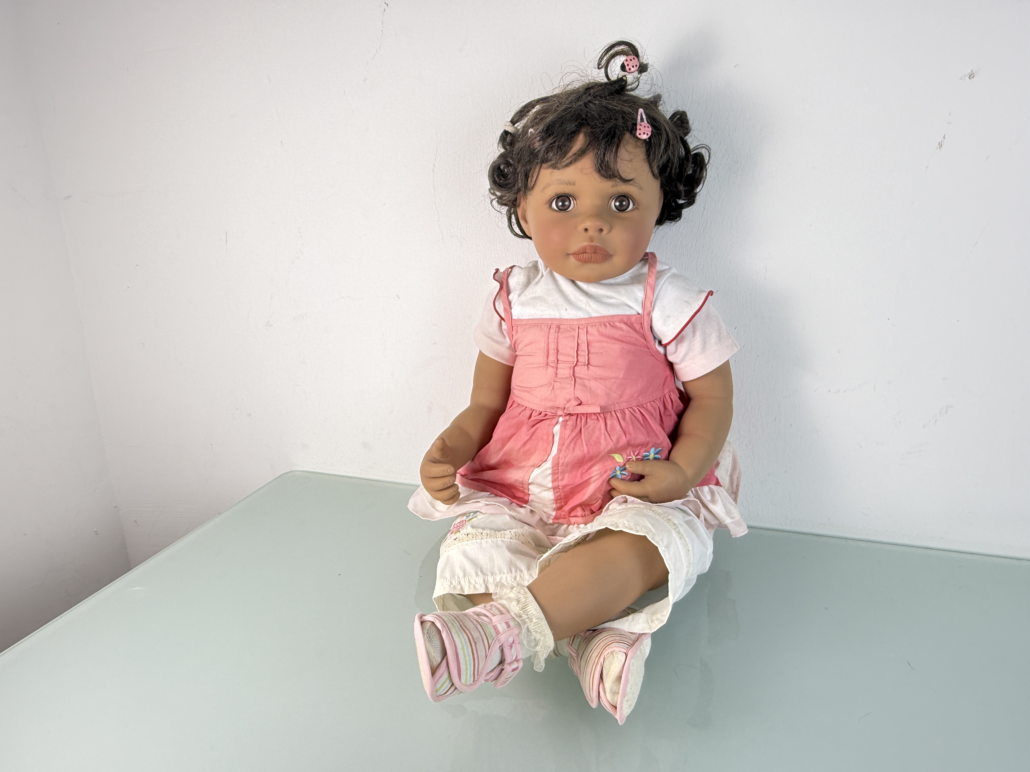 Künstlerpuppe Puppe Monika Peter Leicht Vinyl Puppe 83 cm. Top Zustand 