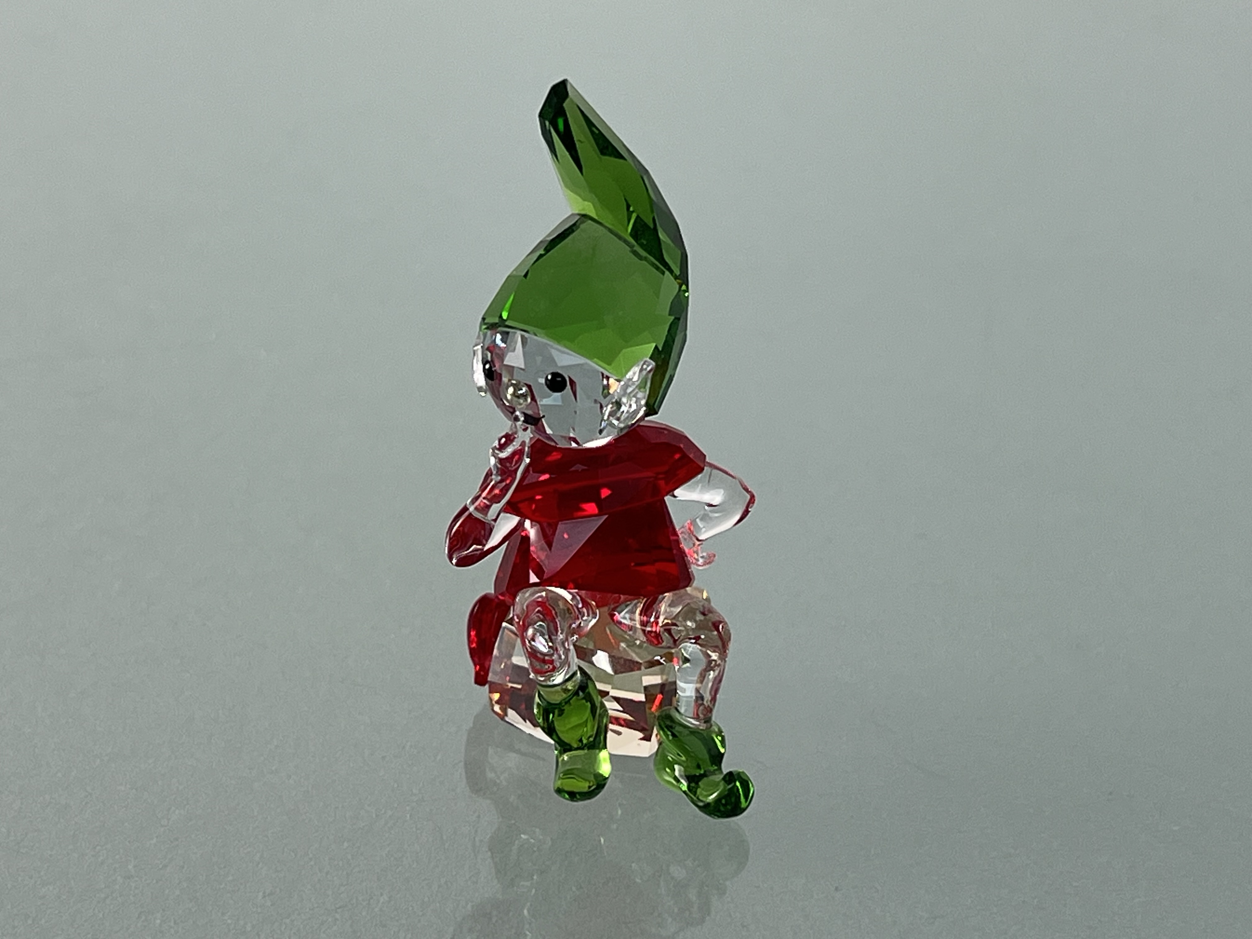 Swarovski Figur 5402746 Santas Elf sitzend 5,6 cm. Top Zustand