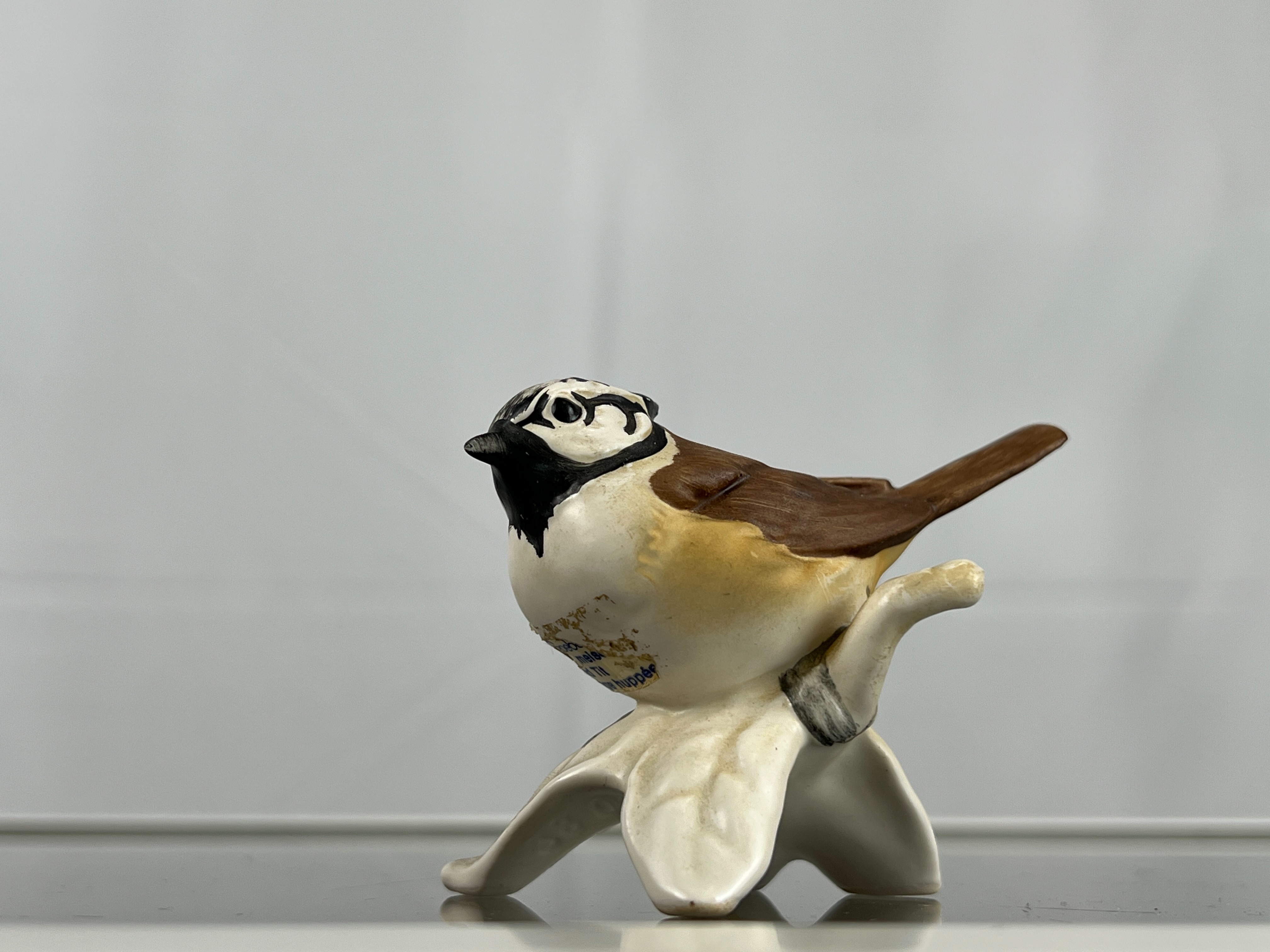 Goebel Vogel Figur Porzellan 6 cm. To... SW40337